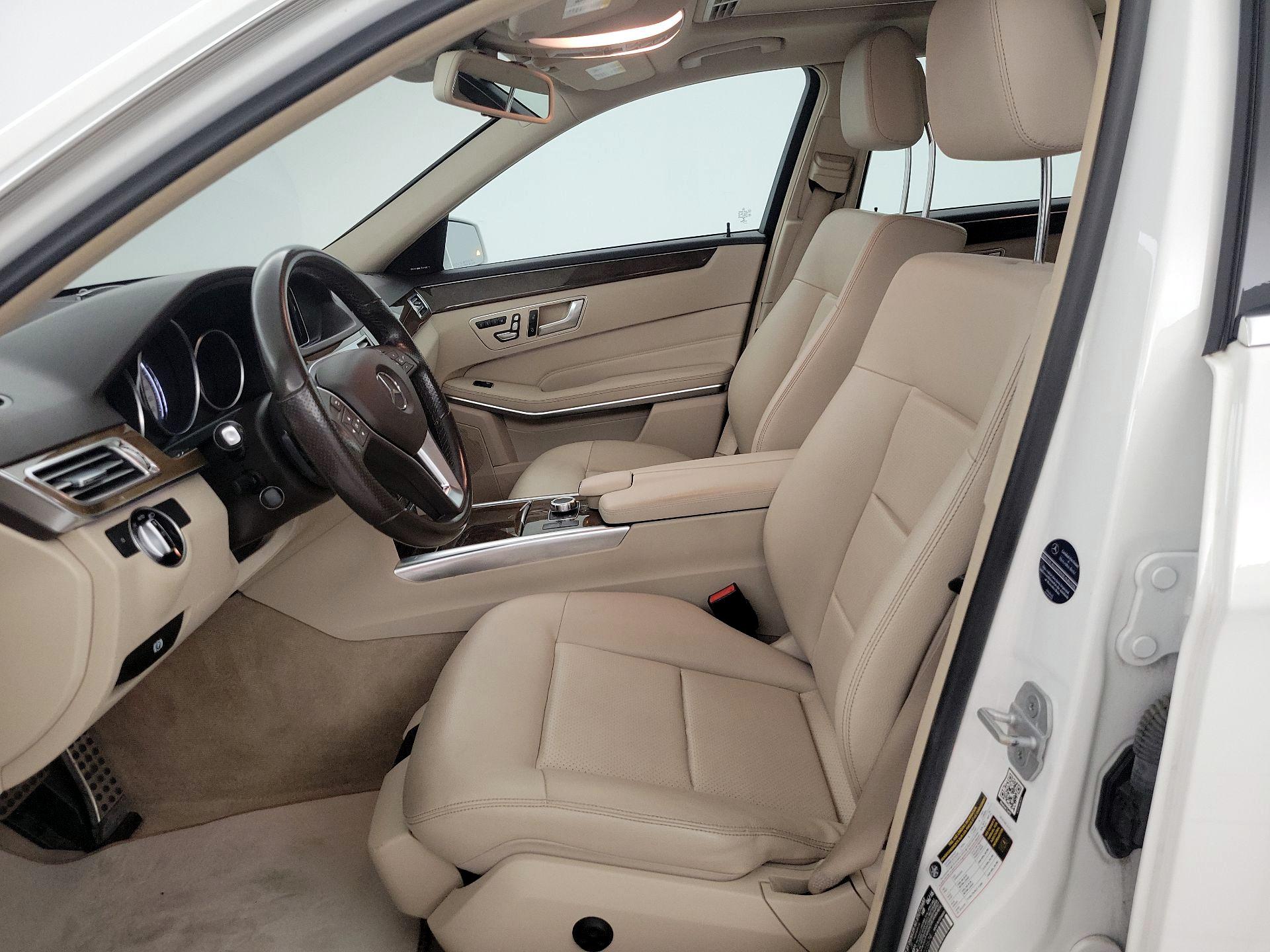 Thumbnail: 2016 Mercedes-Benz E-Class - 11
