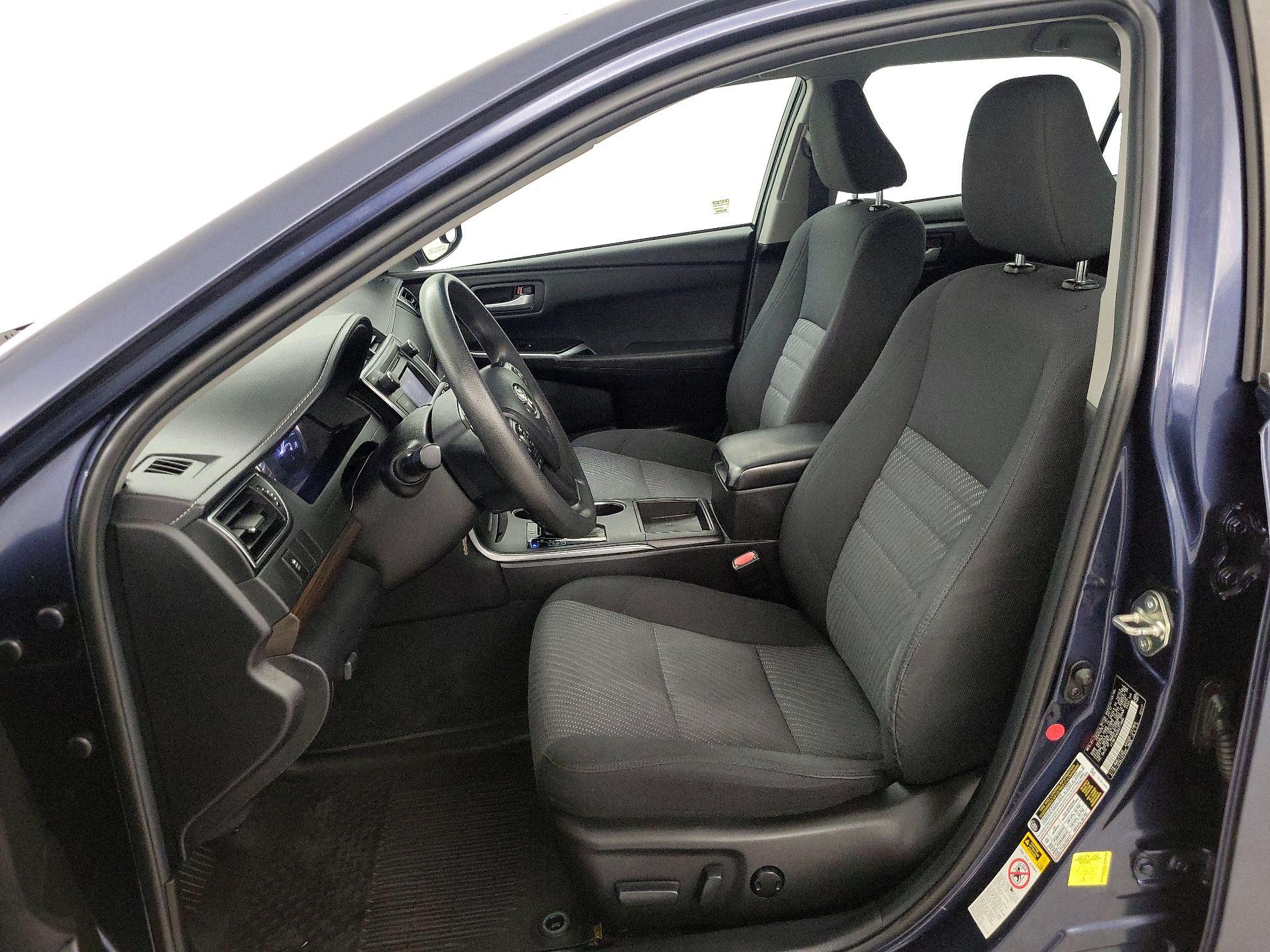 Thumbnail: 2017 Toyota Camry - 11