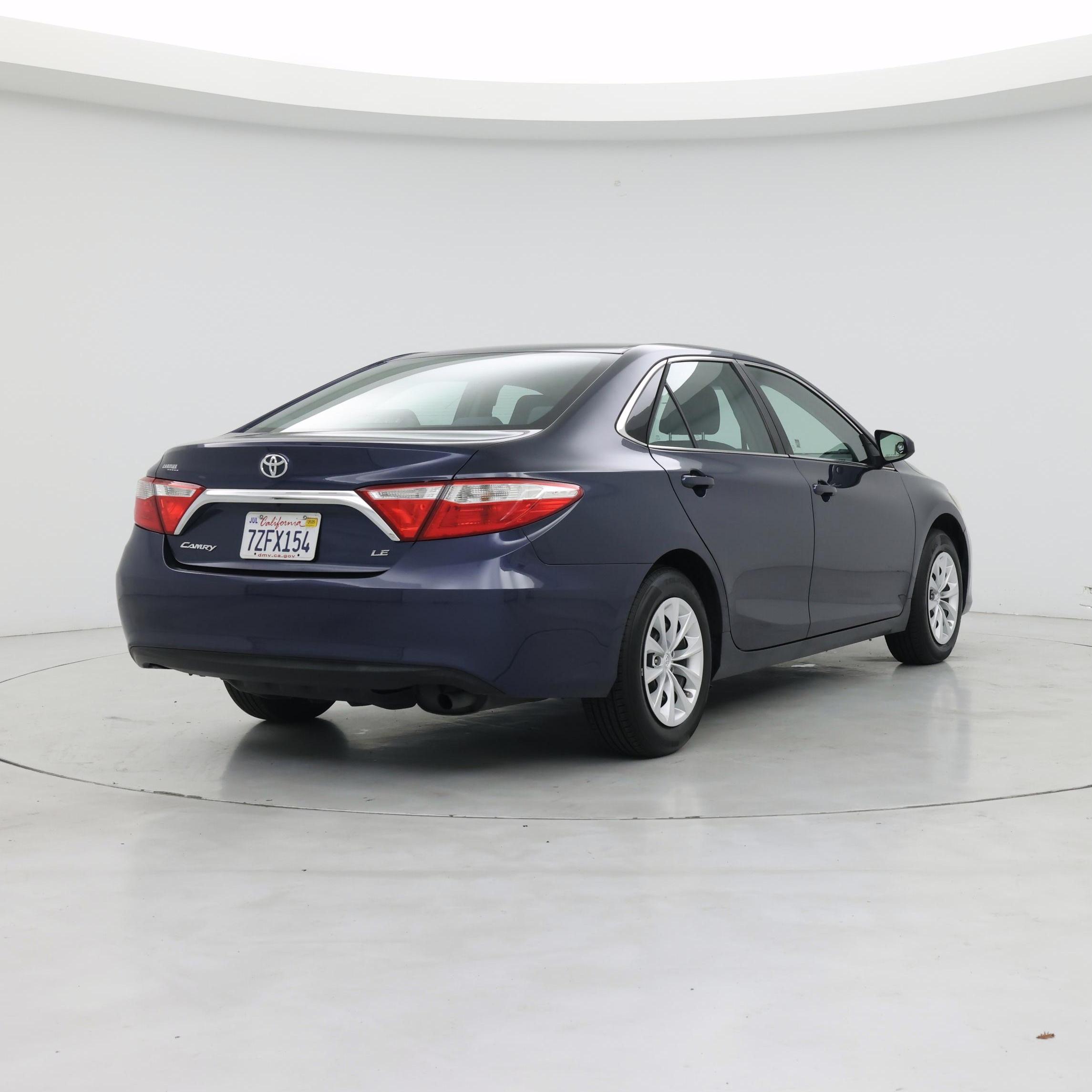 Thumbnail: 2017 Toyota Camry - 8