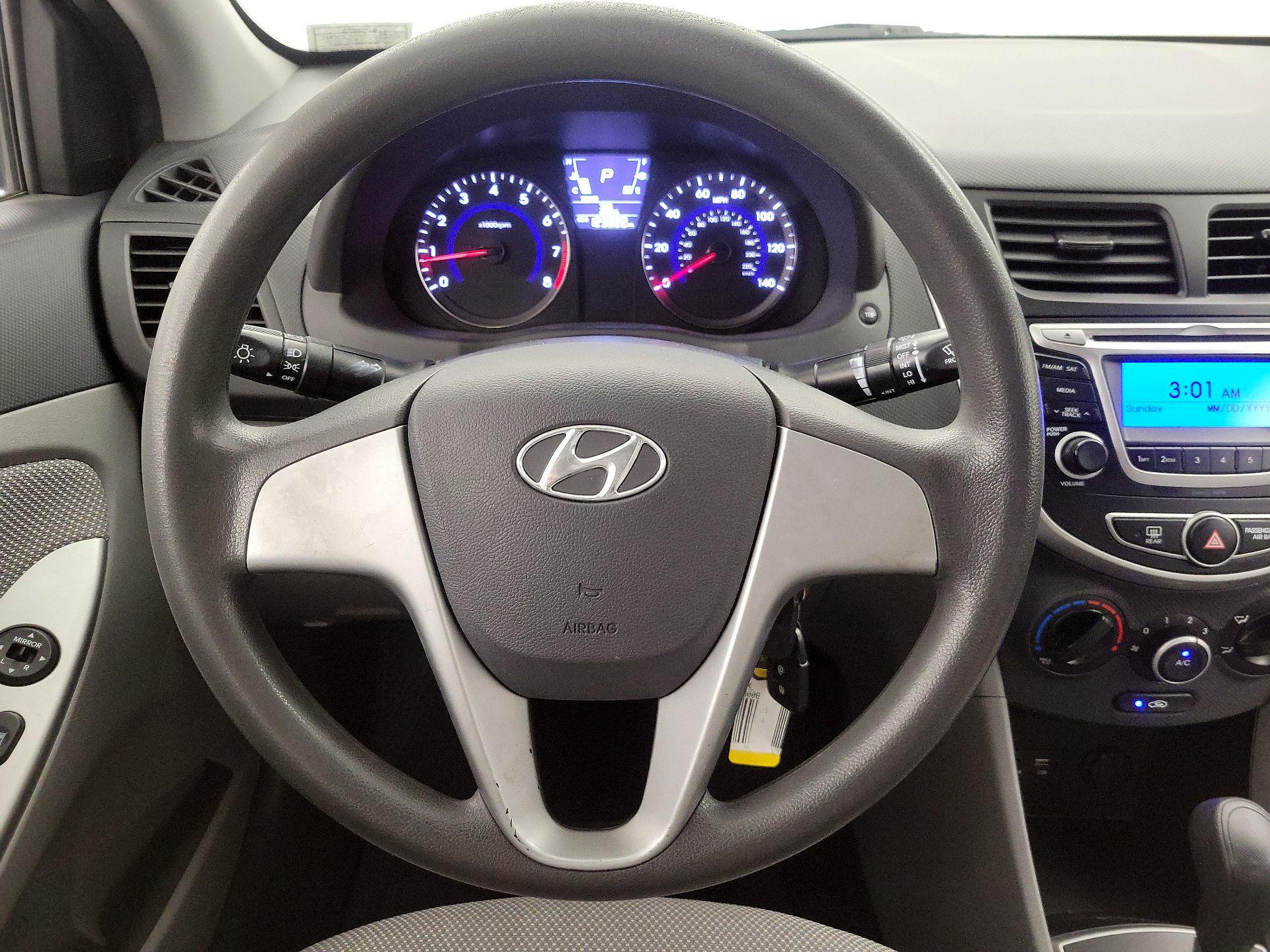 Thumbnail: 2014 Hyundai Accent - 10