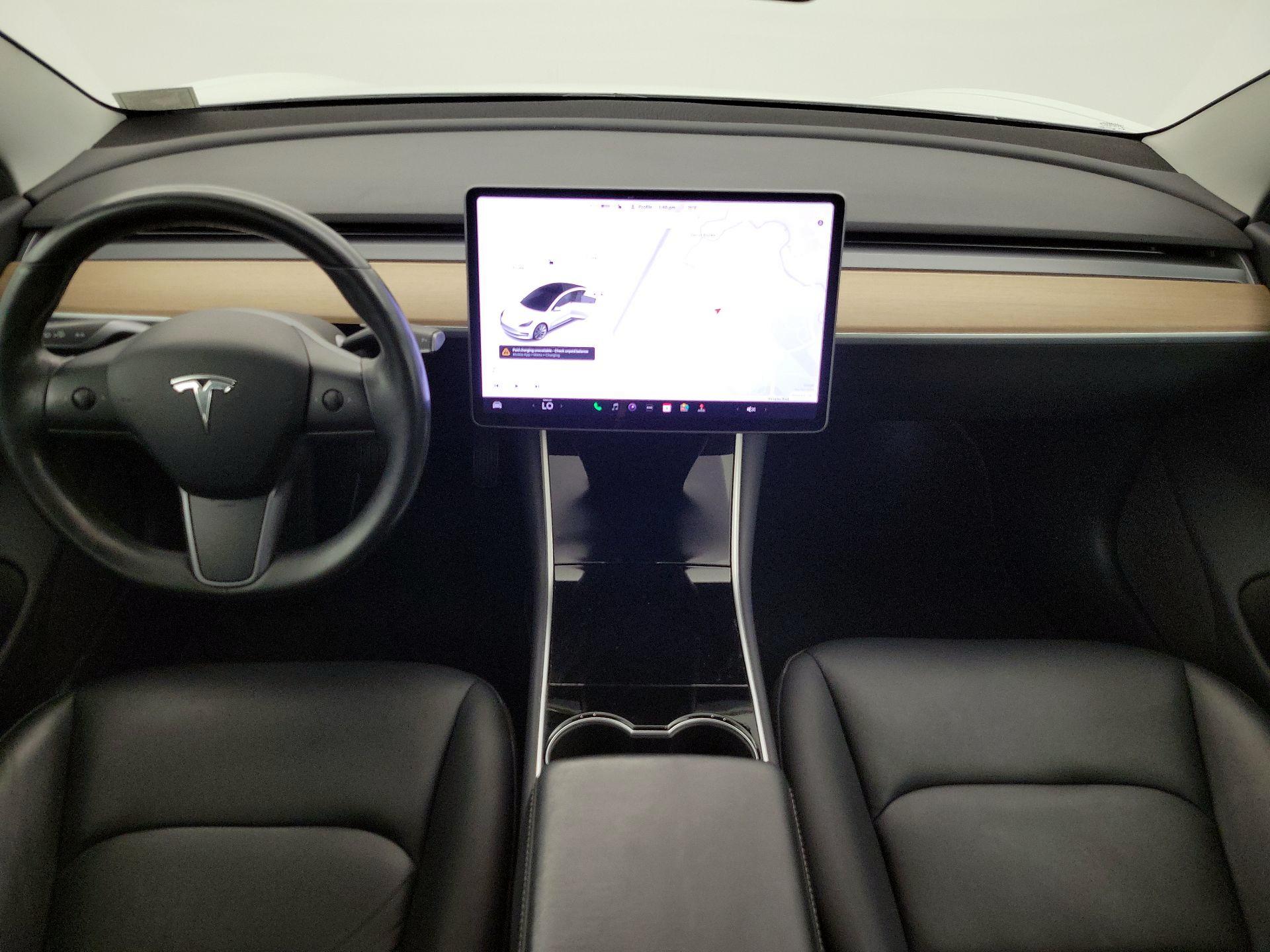 Thumbnail: 2018 Tesla Model 3 - 9