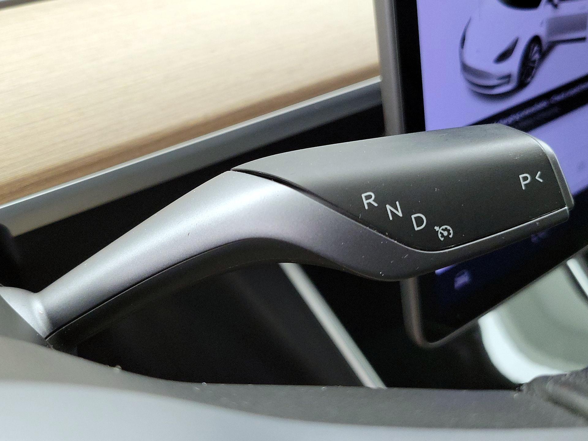 Thumbnail: 2018 Tesla Model 3 - 17