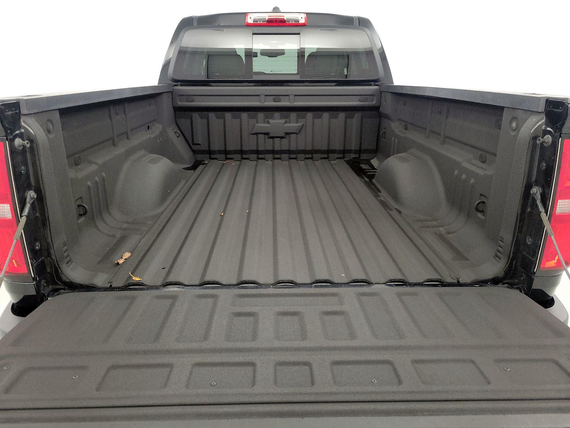 Thumbnail: 2018 Chevrolet Colorado - 20