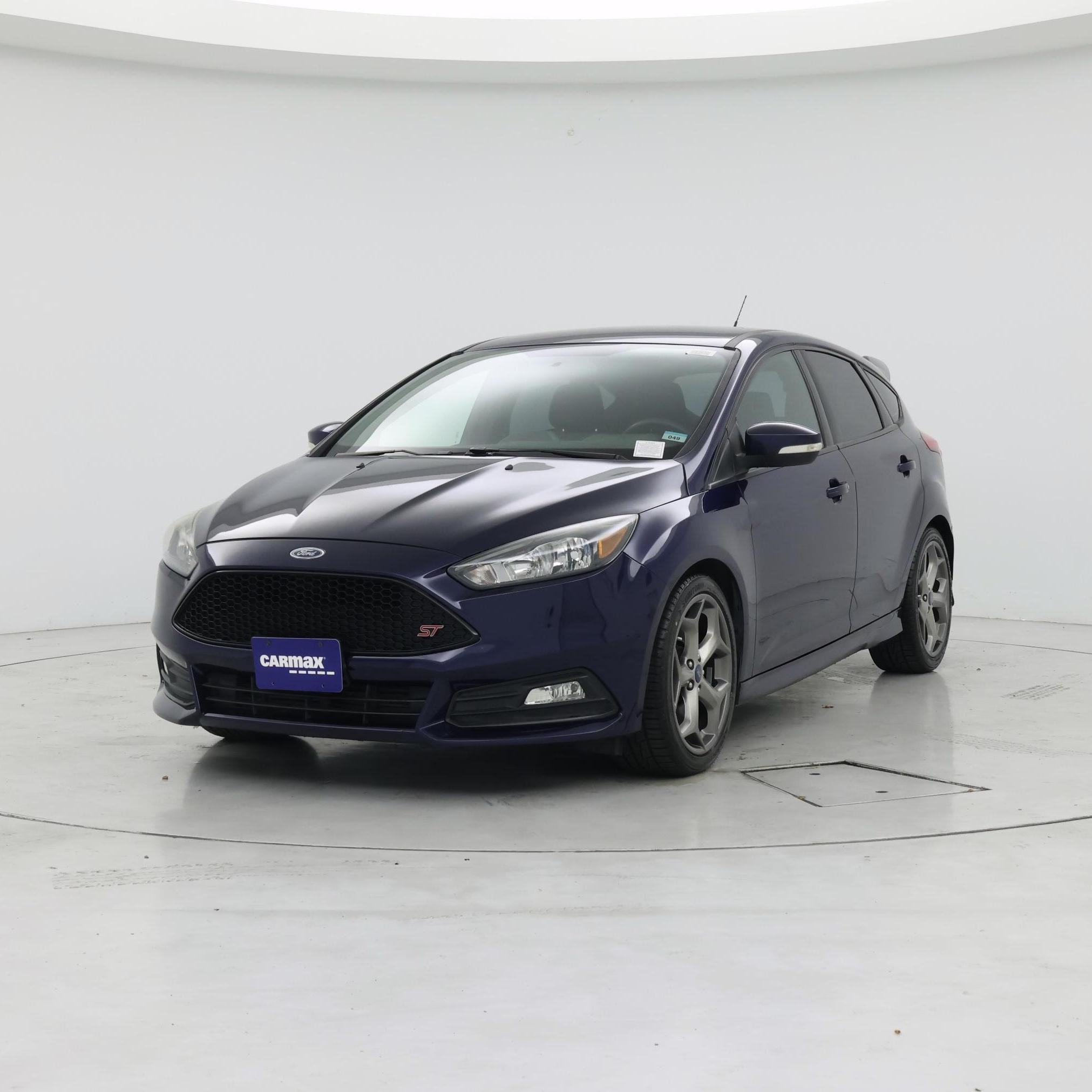 Thumbnail: 2017 Ford Focus - 4