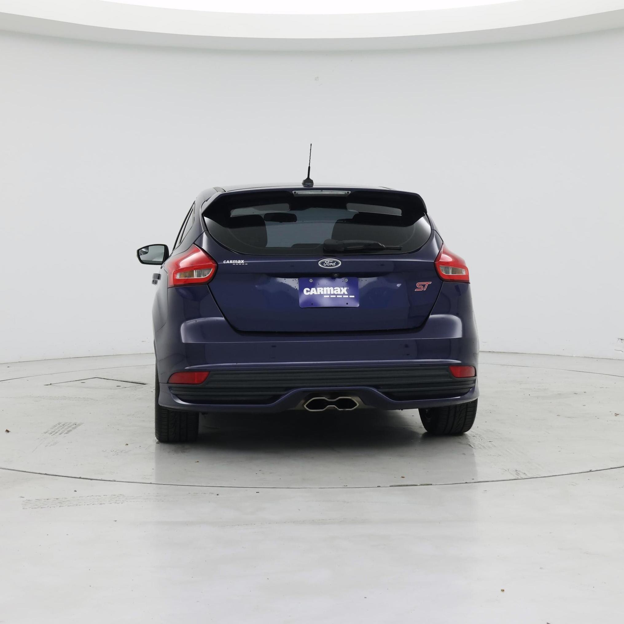 Thumbnail: 2017 Ford Focus - 6