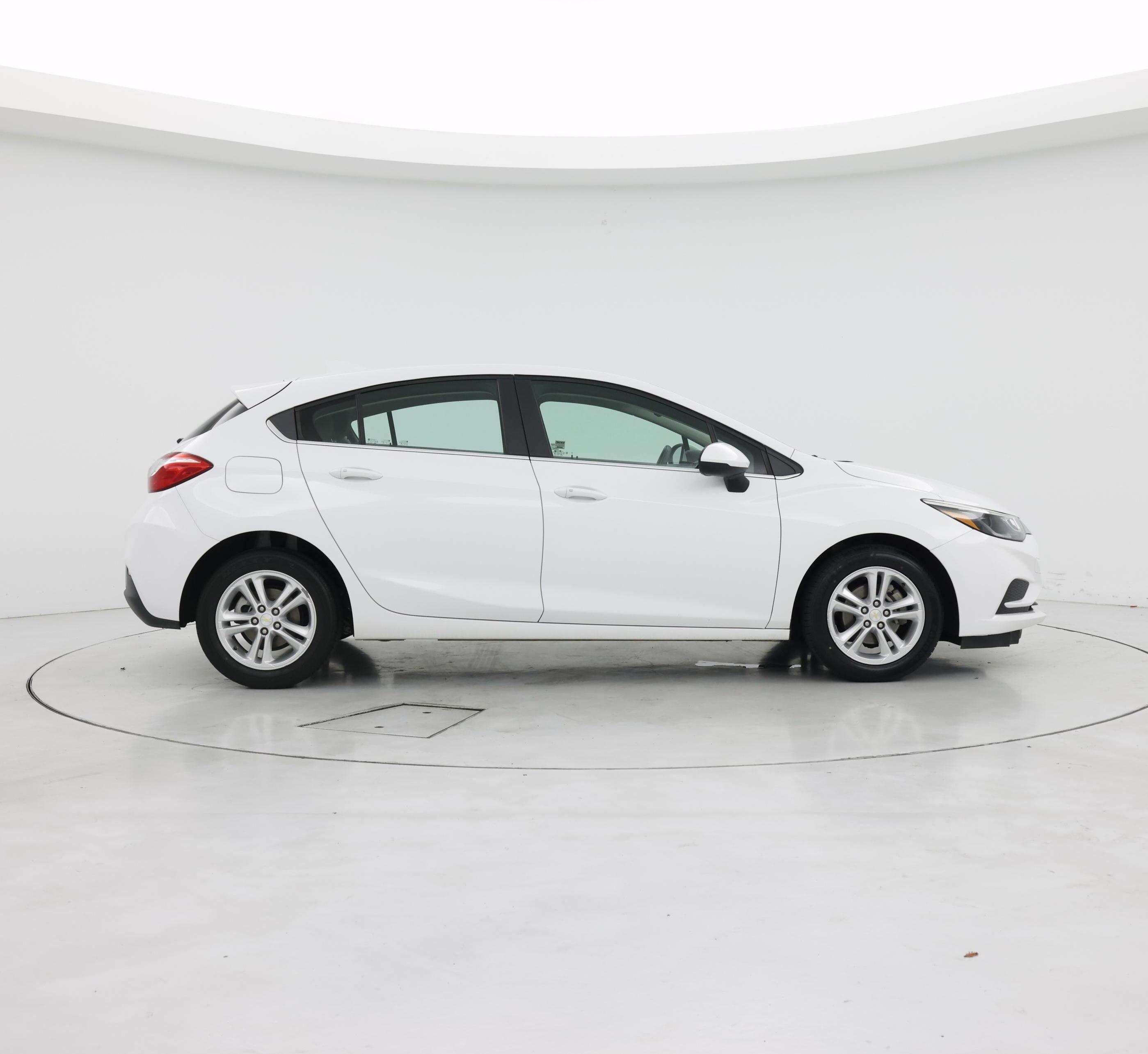 Thumbnail: 2018 Chevrolet Cruze - 7