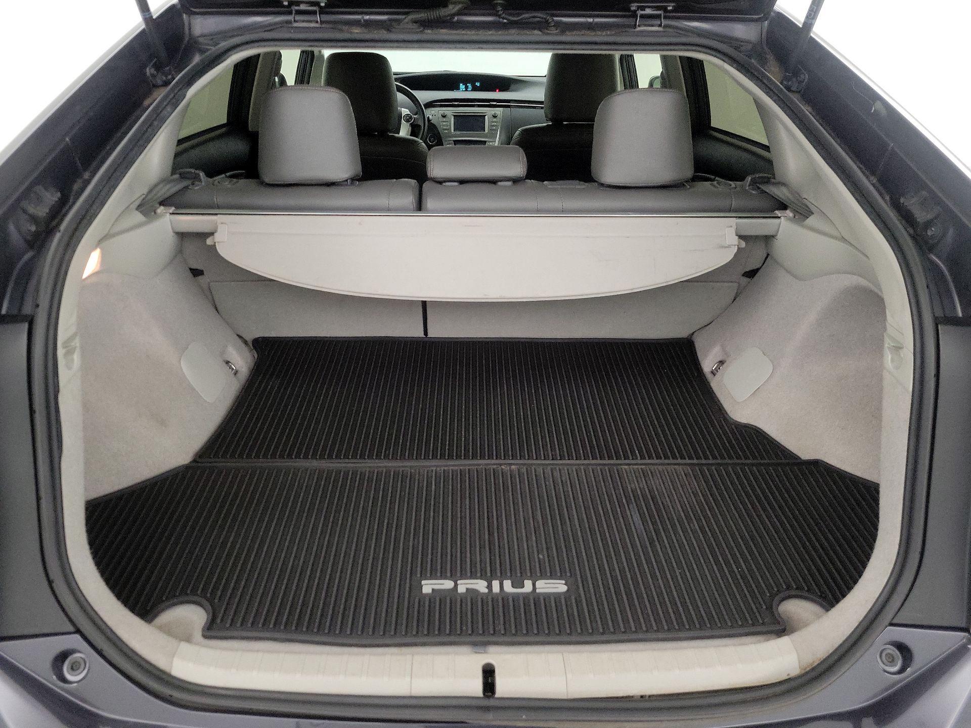 Thumbnail: 2013 Toyota Prius - 19