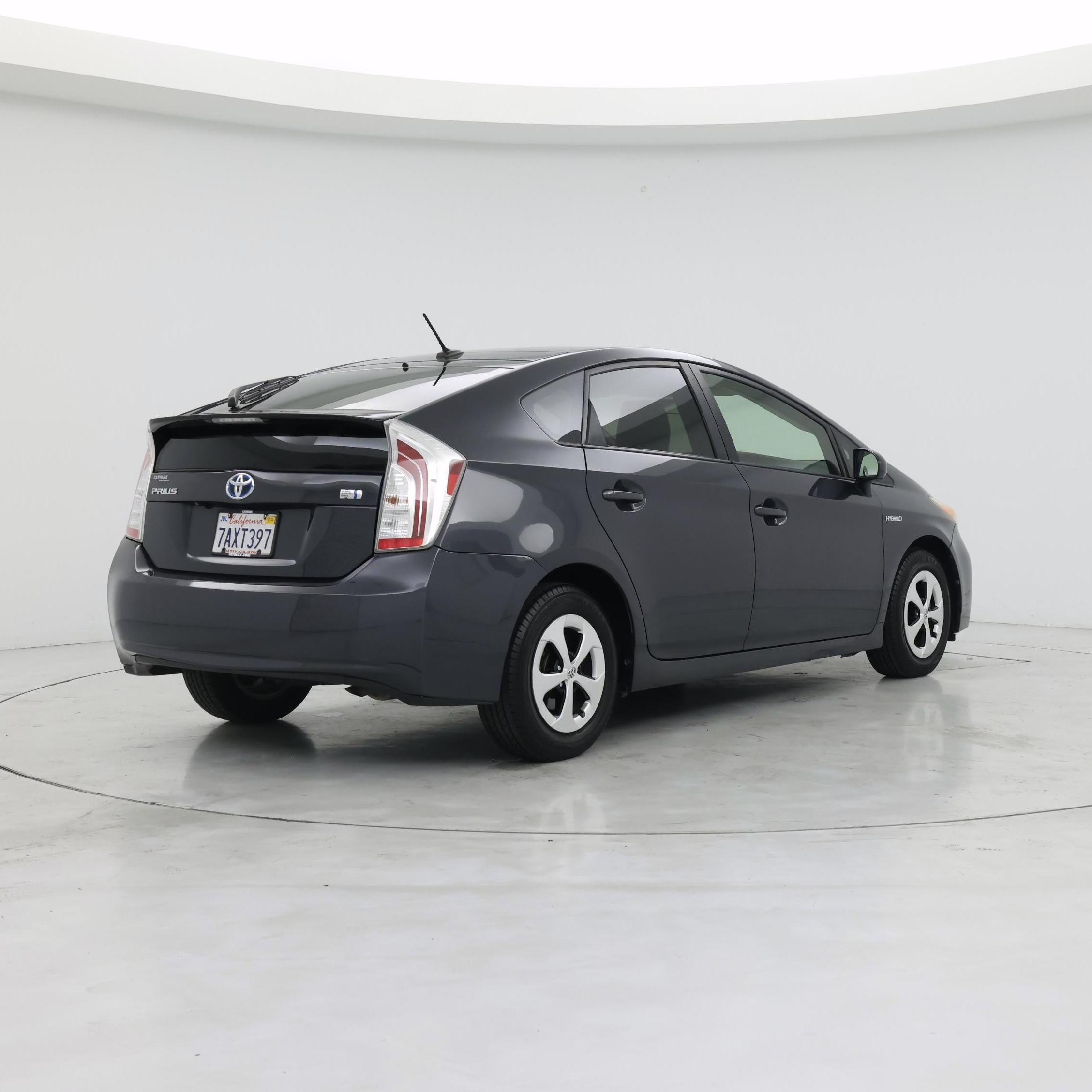 Thumbnail: 2013 Toyota Prius - 8