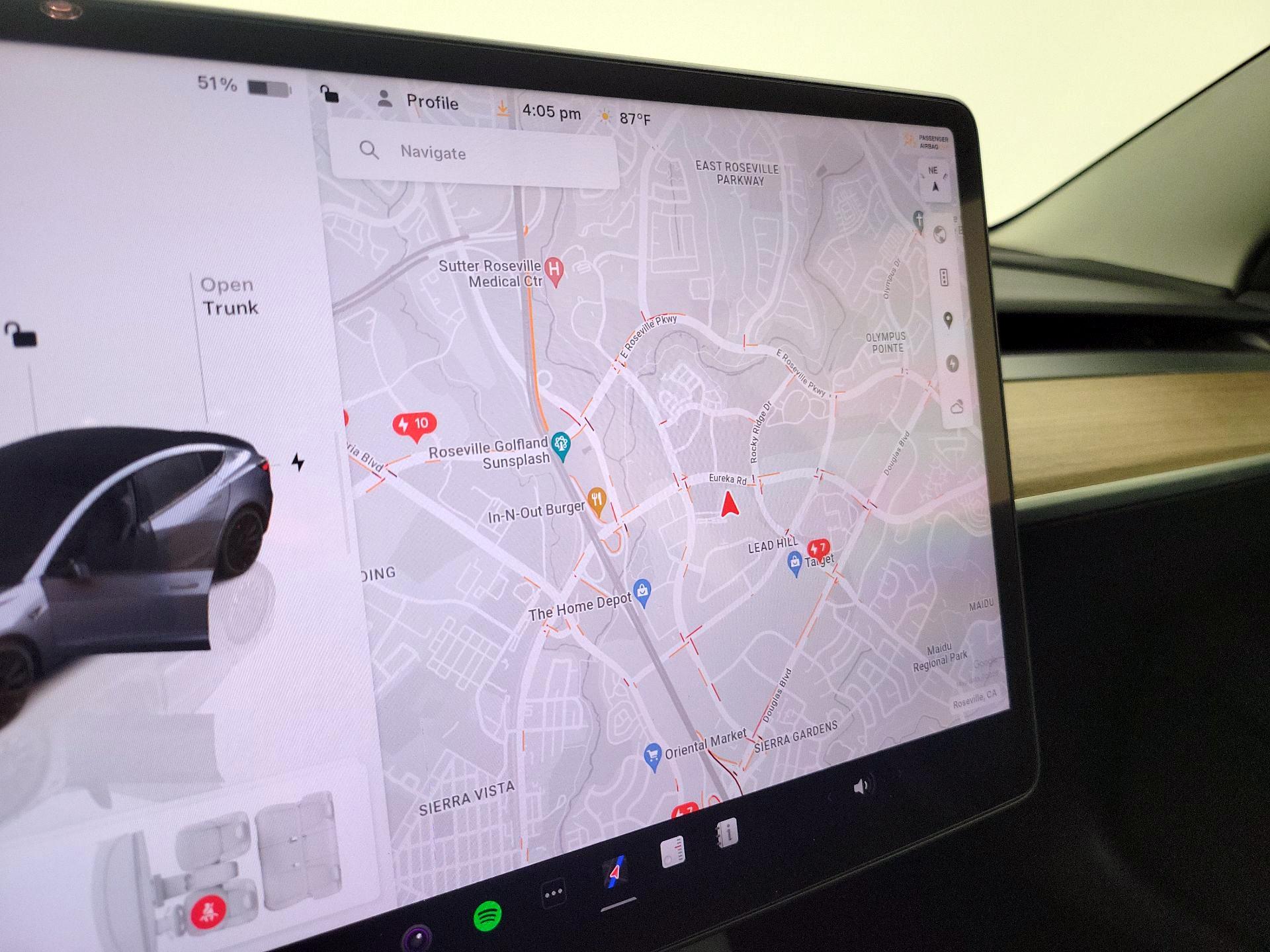 Thumbnail: 2023 Tesla Model 3 - 14