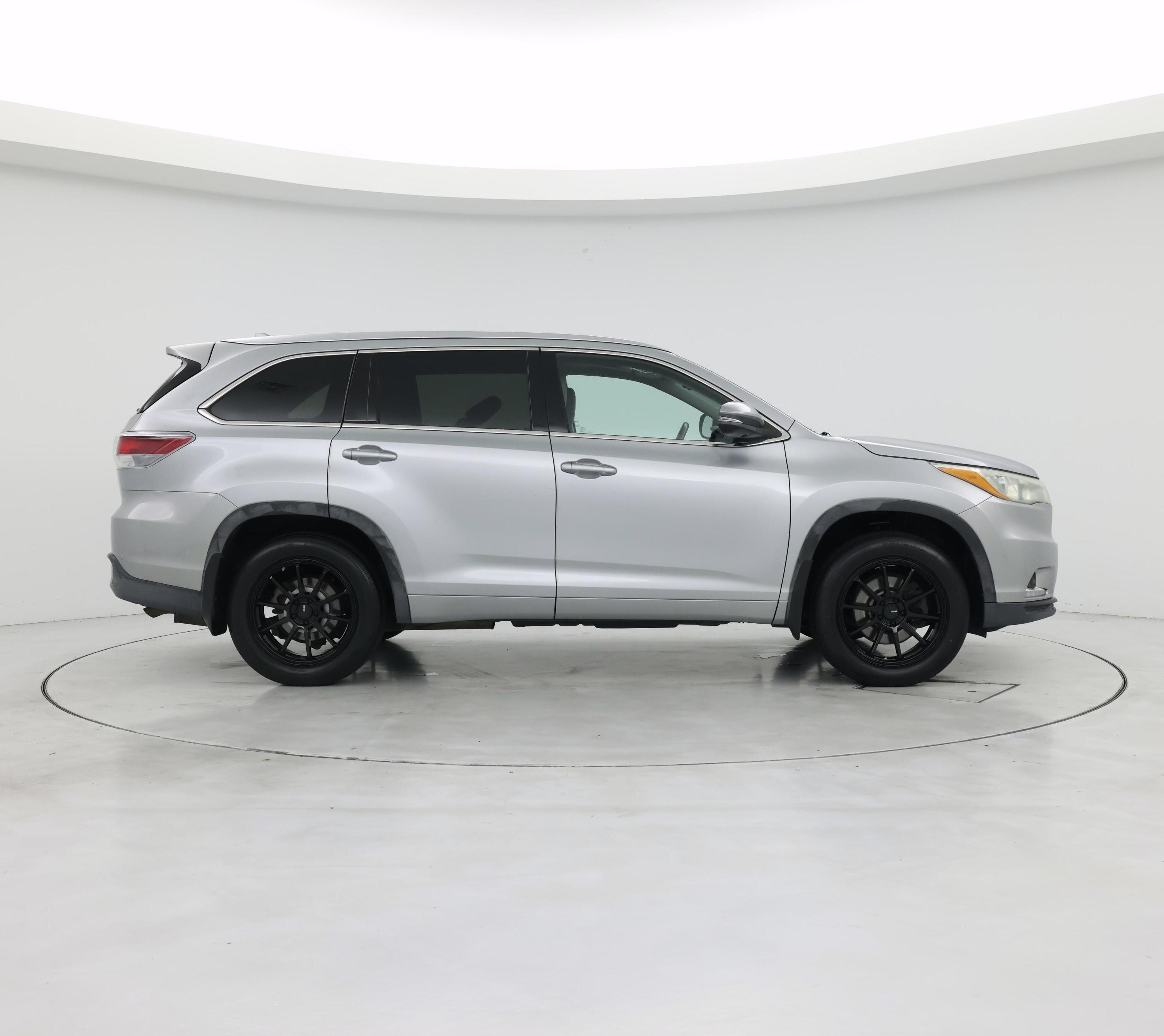 Thumbnail: 2015 Toyota Highlander - 7