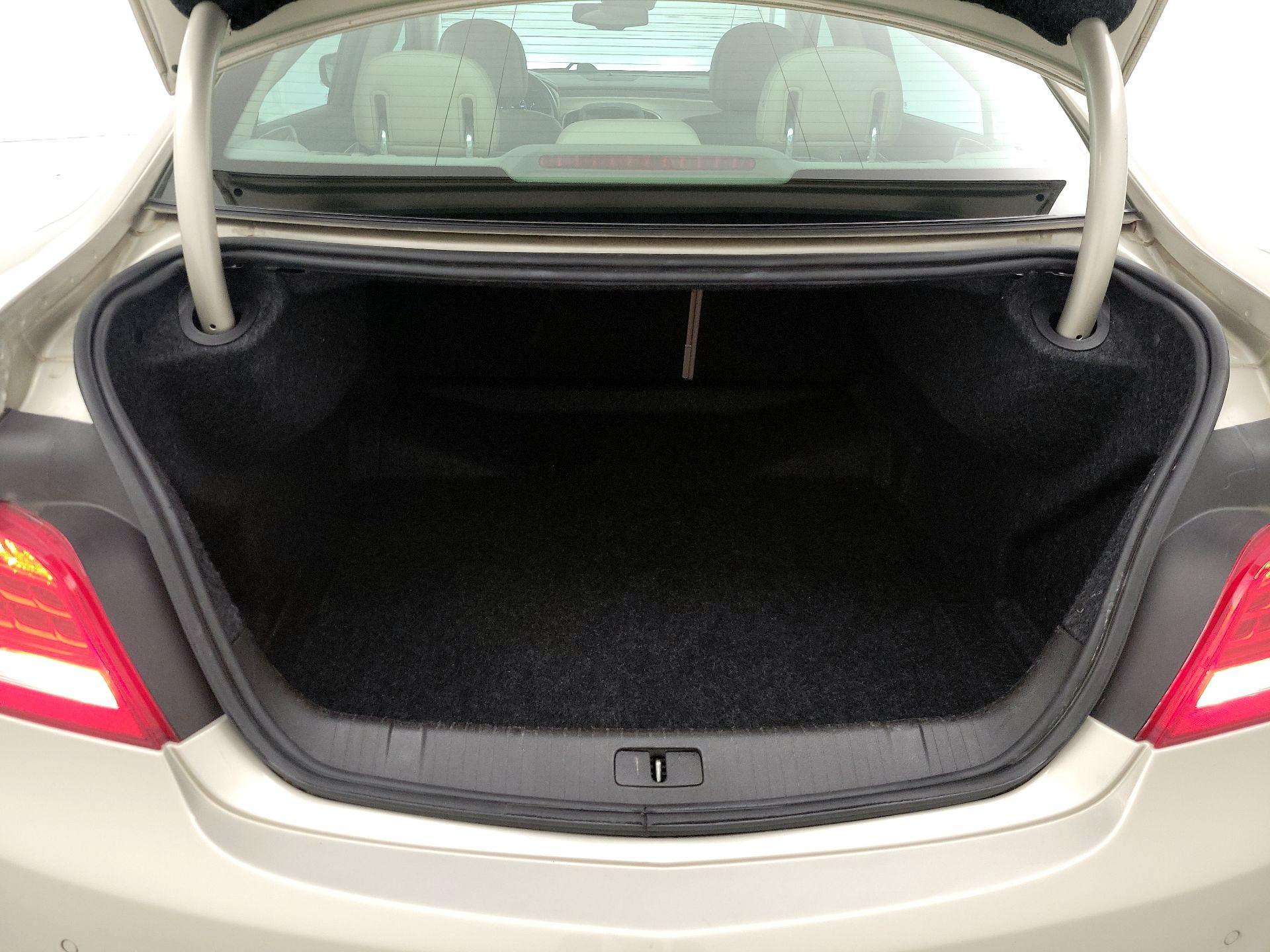 Thumbnail: 2014 Buick LaCrosse - 19