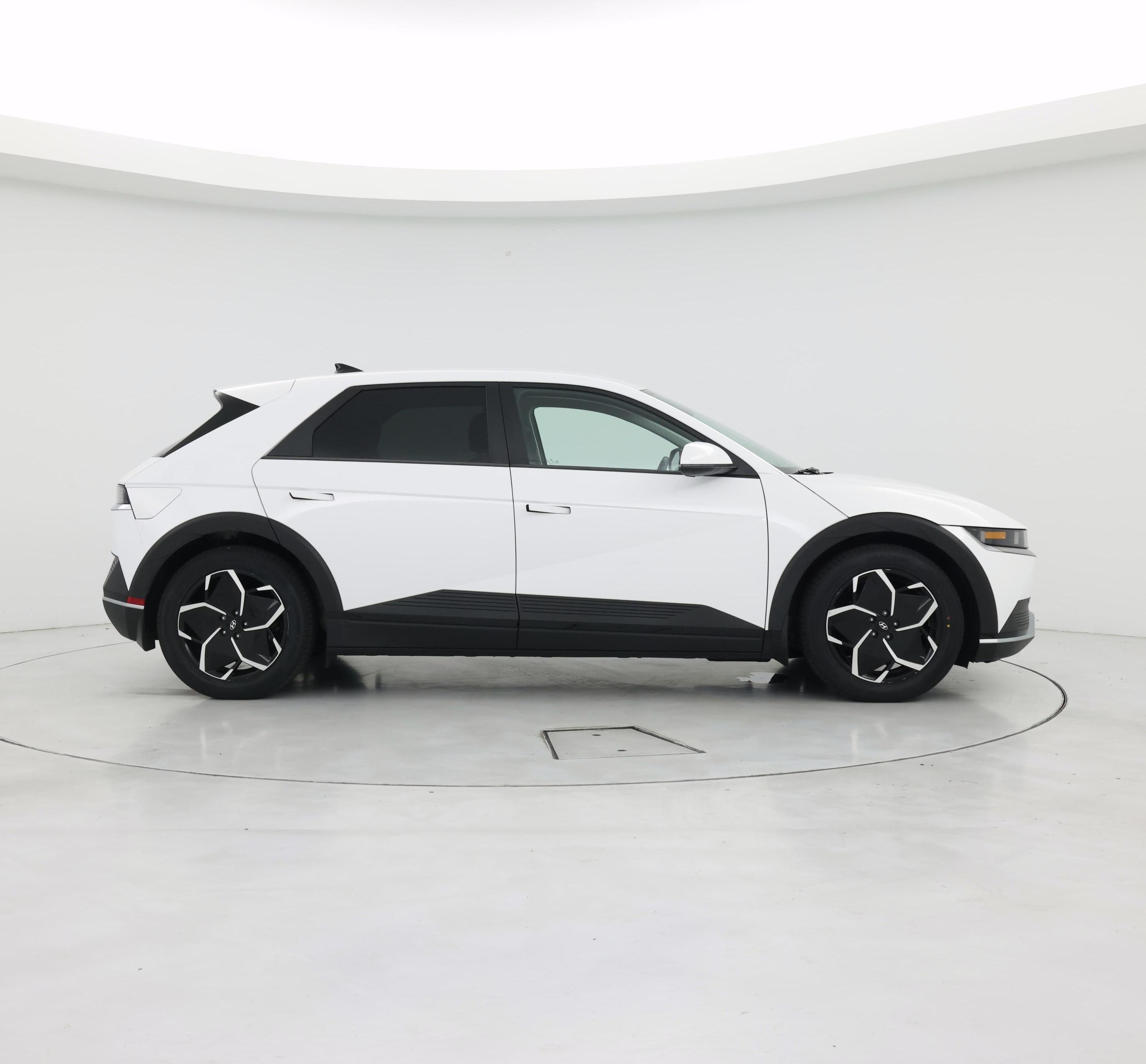 Thumbnail: 2022 Hyundai Ioniq 5 - 7
