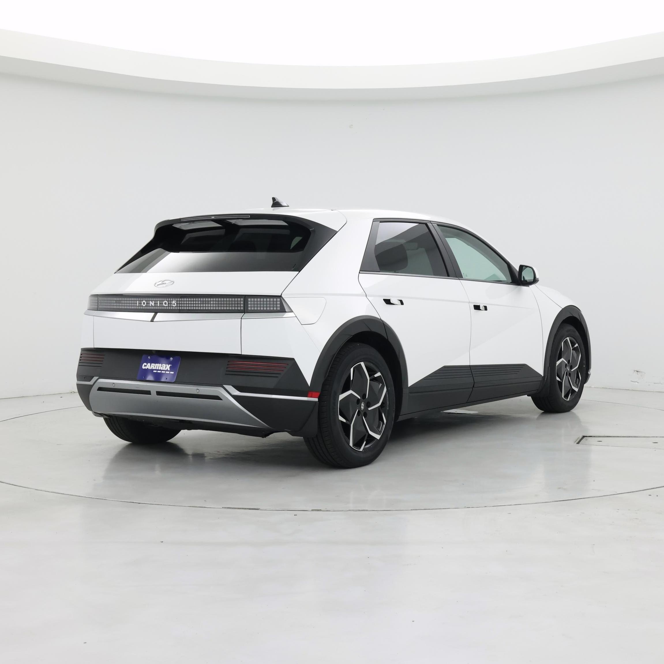 Thumbnail: 2022 Hyundai Ioniq 5 - 8