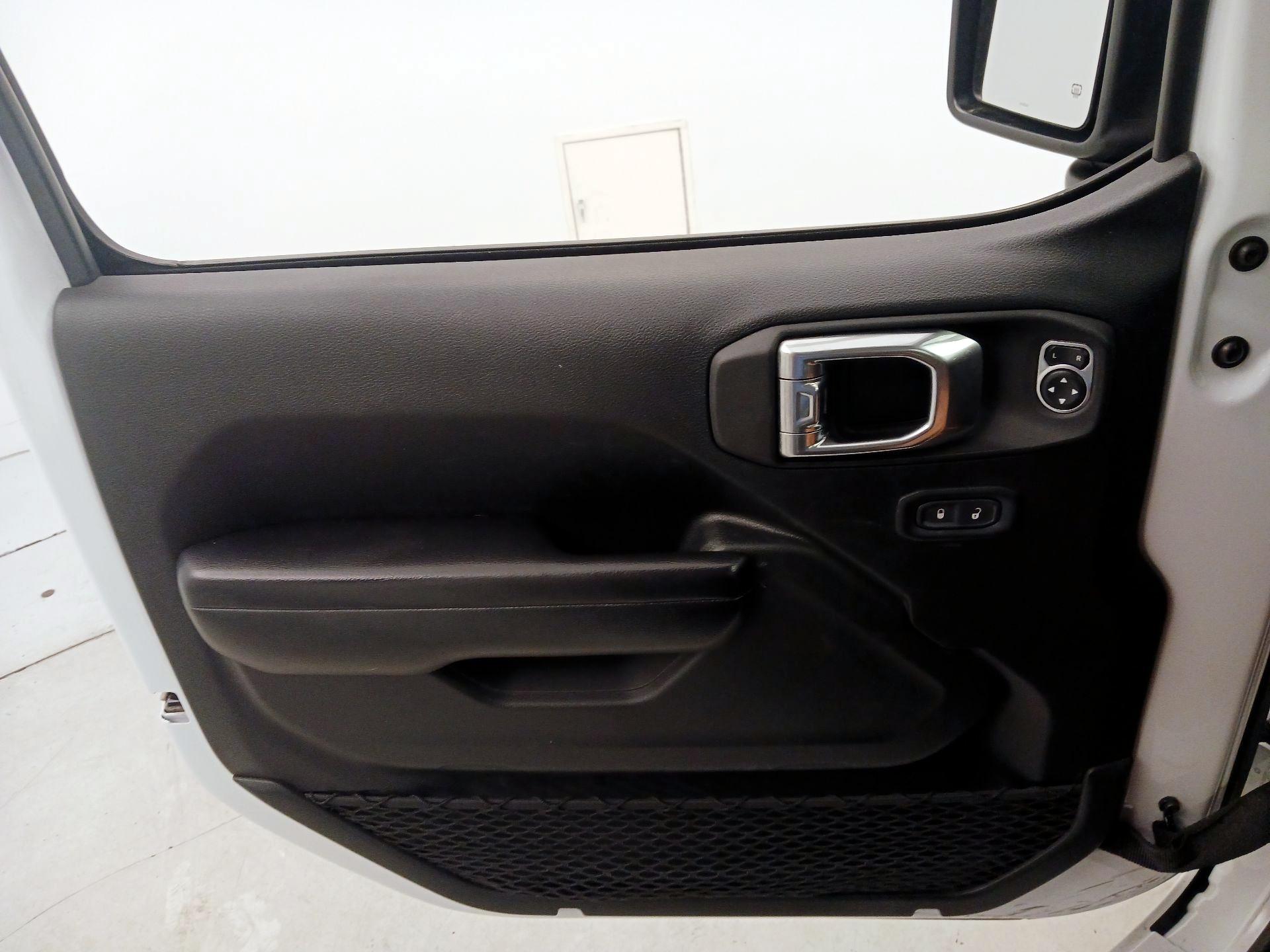 Thumbnail: 2021 Jeep Wrangler - 12