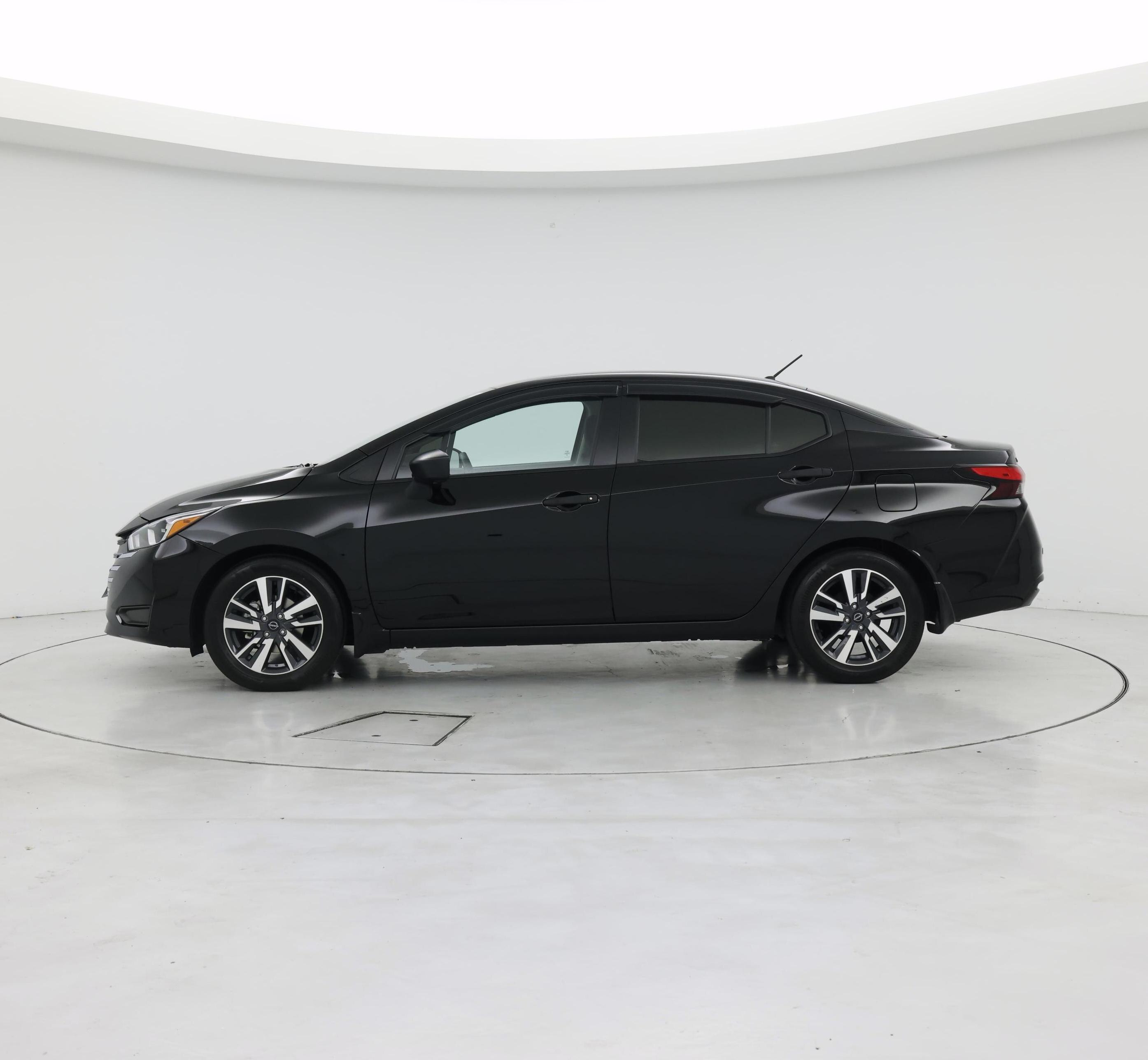 Thumbnail: 2023 Nissan Versa - 3