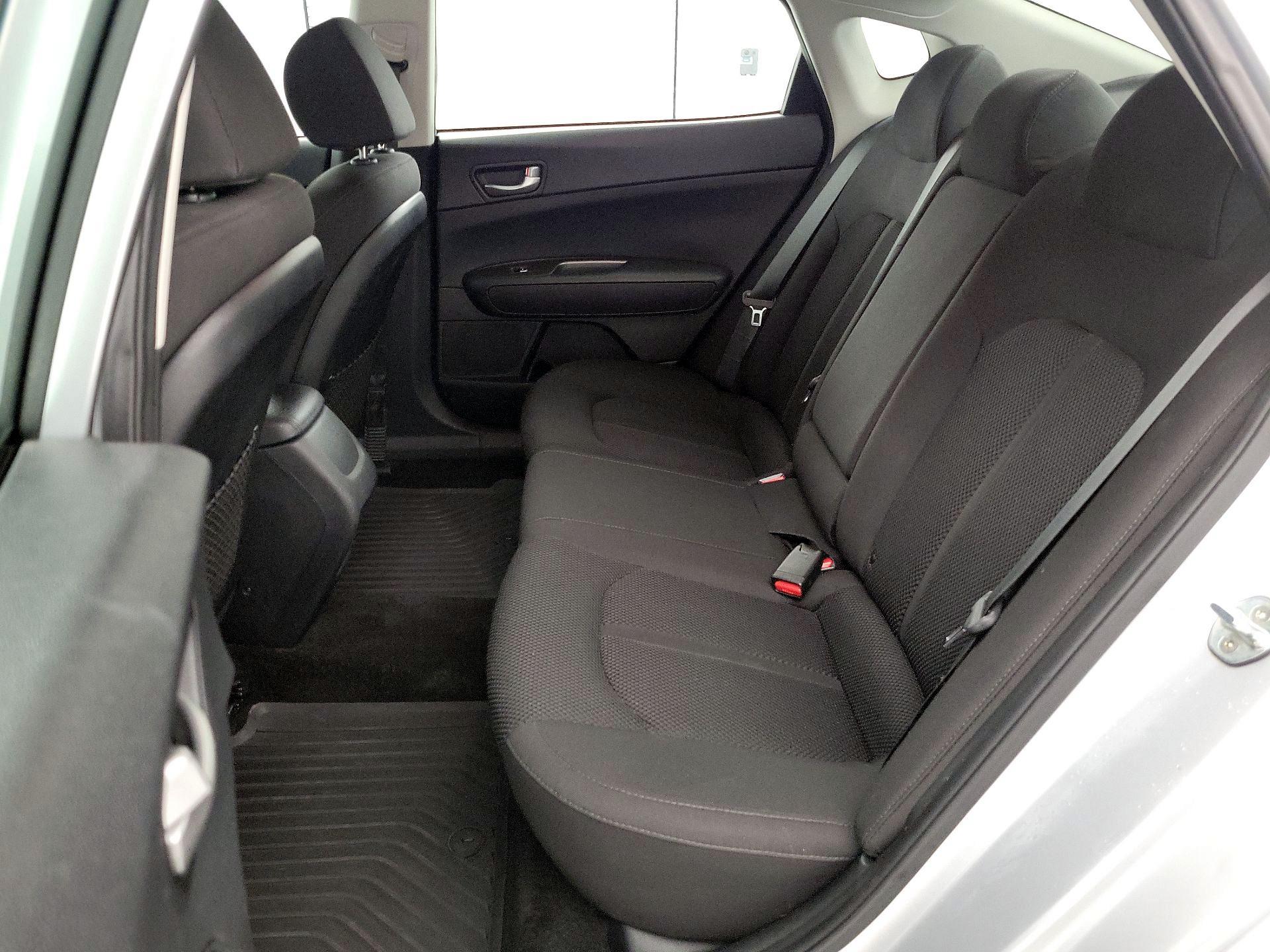Thumbnail: 2019 Kia Optima - 18