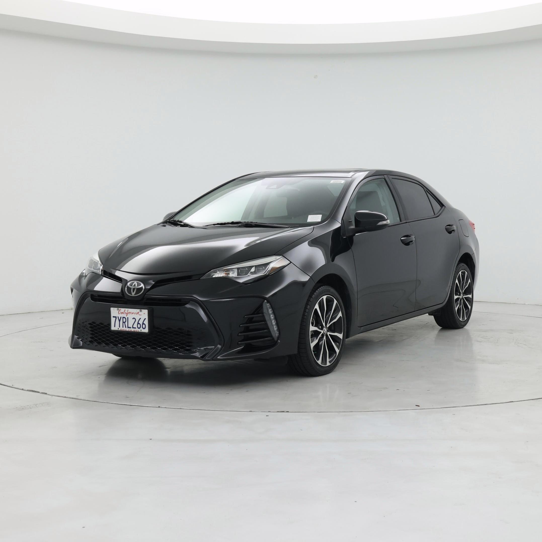 Thumbnail: 2017 Toyota Corolla - 4