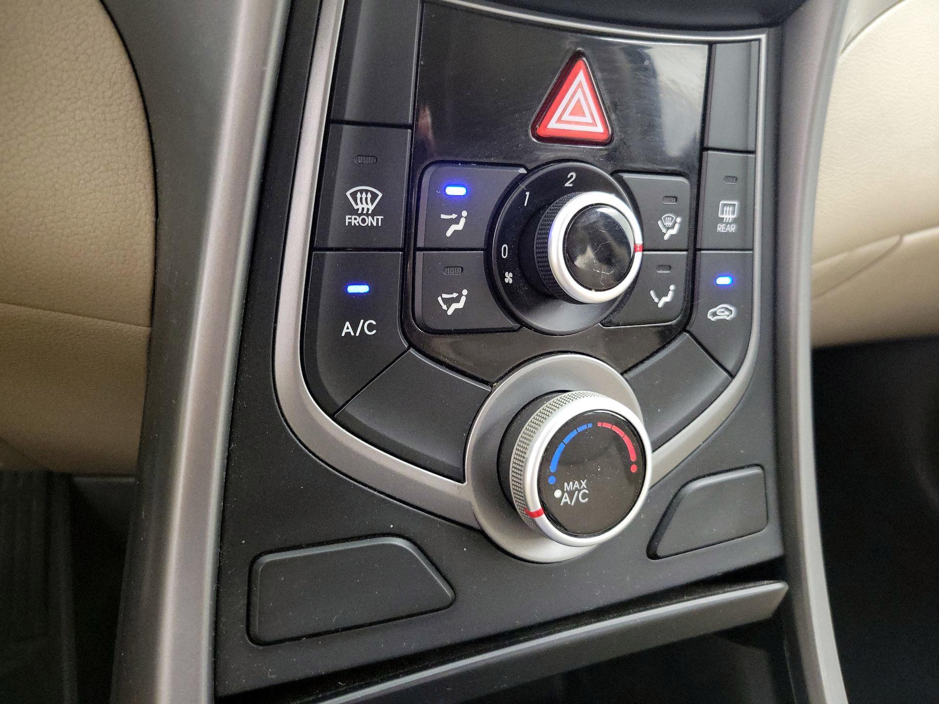 Thumbnail: 2016 Hyundai Elantra - 15