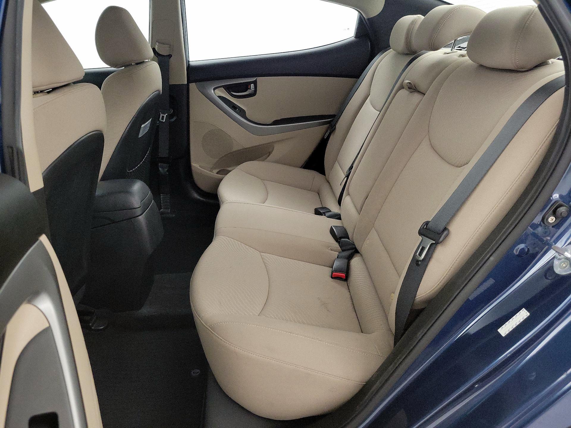 Thumbnail: 2016 Hyundai Elantra - 18