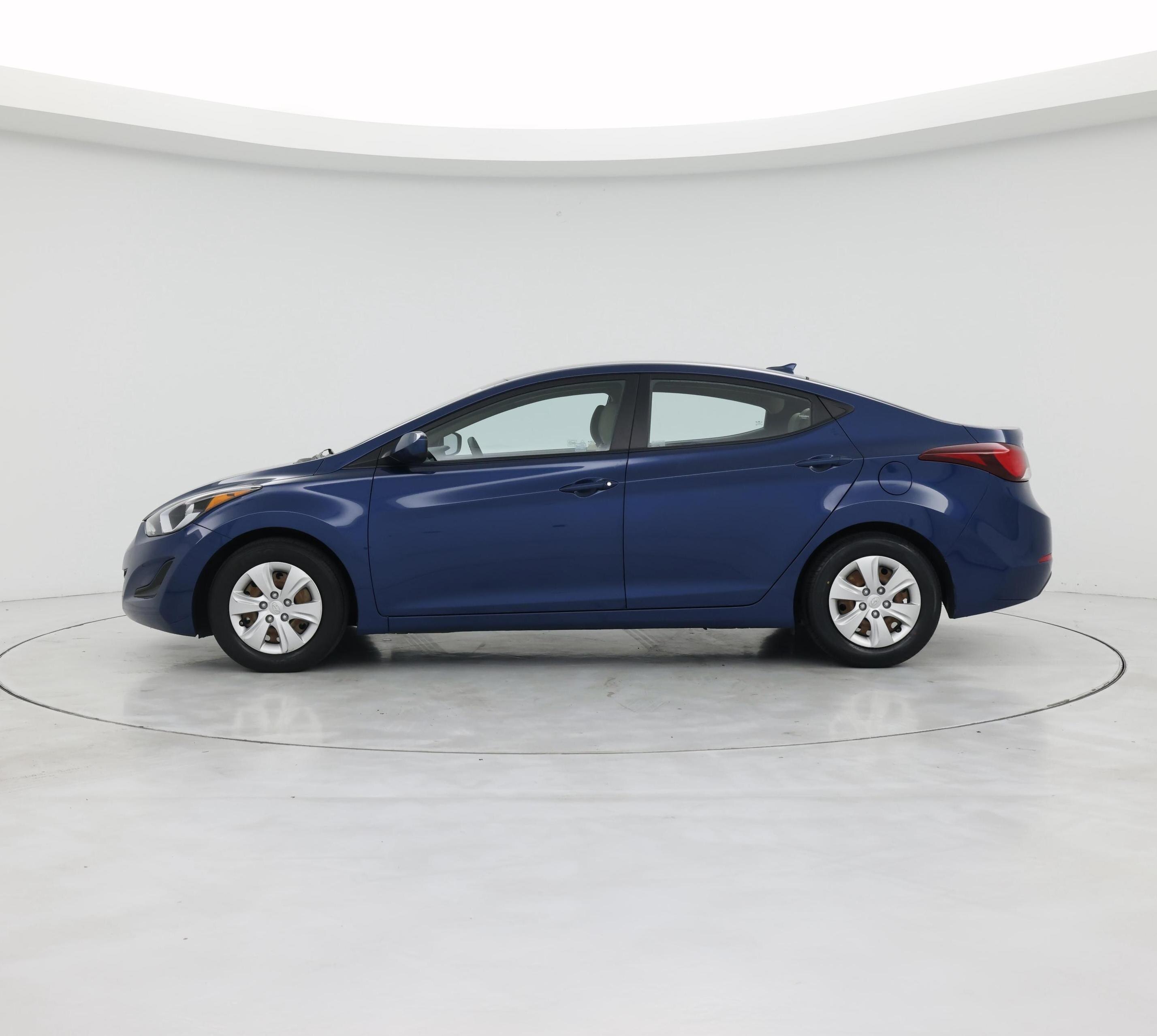 Thumbnail: 2016 Hyundai Elantra - 3