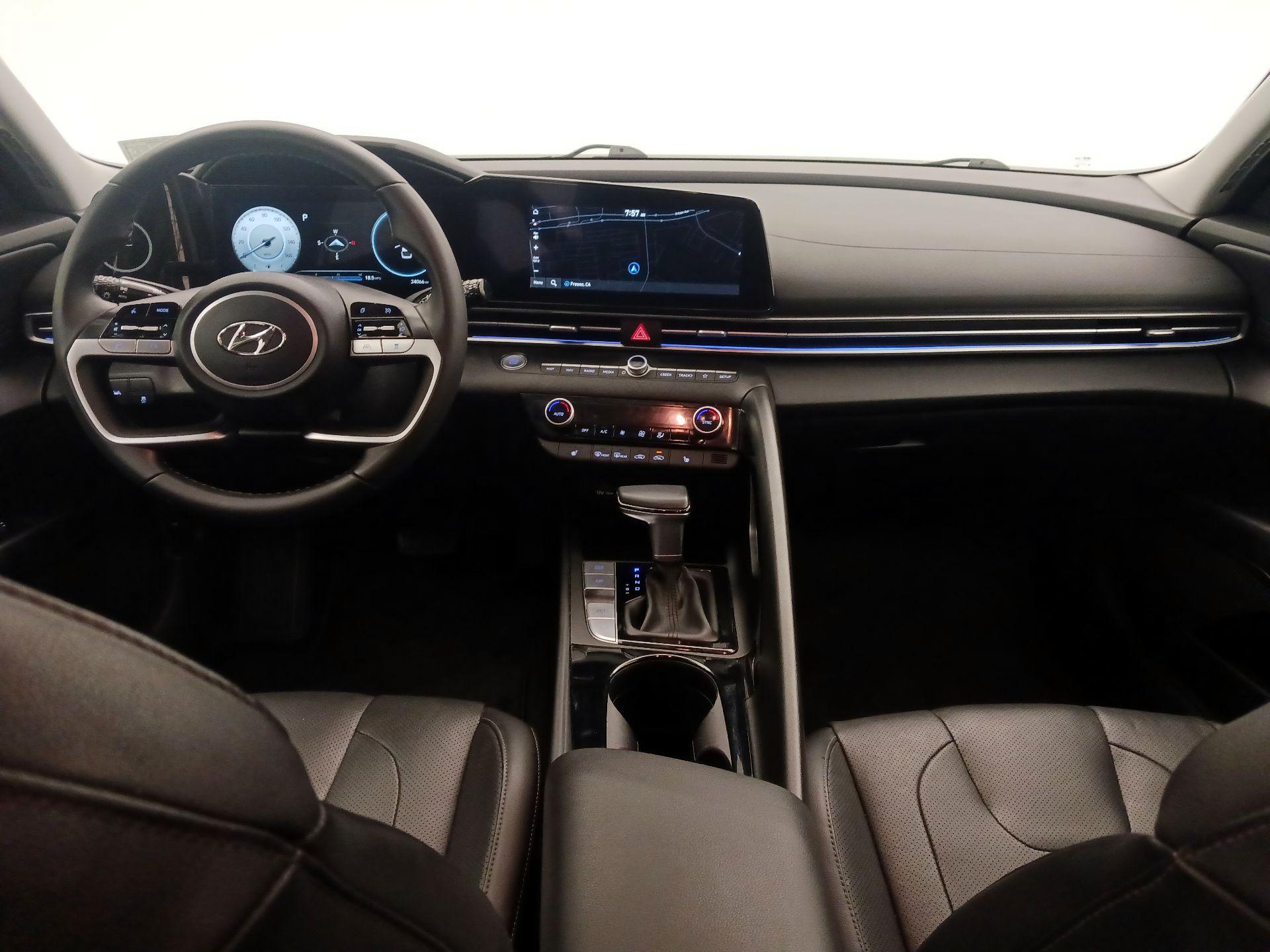 Thumbnail: 2023 Hyundai Elantra - 9