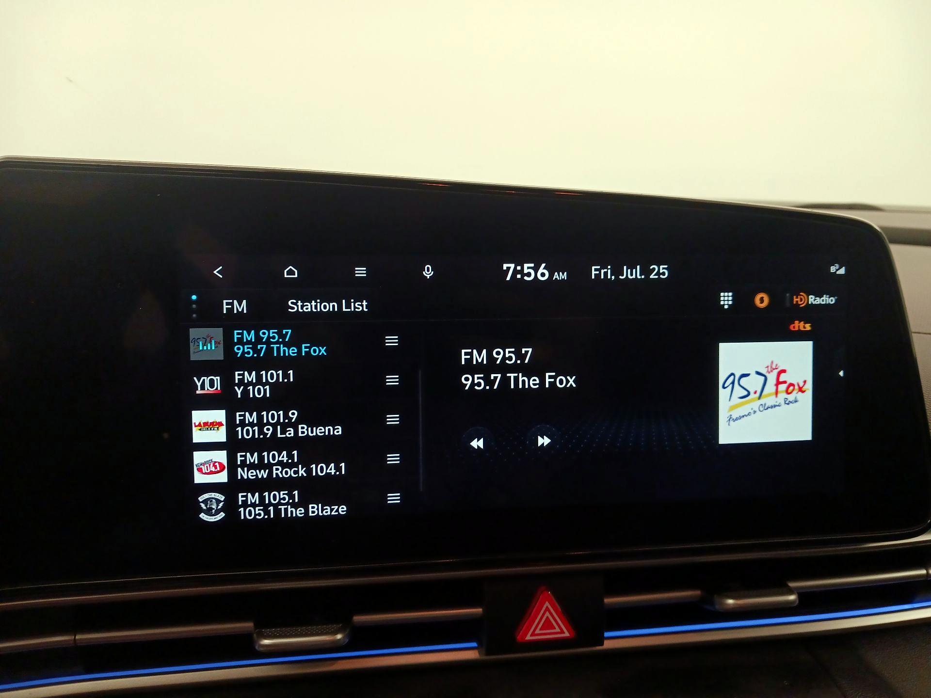 Thumbnail: 2023 Hyundai Elantra - 16