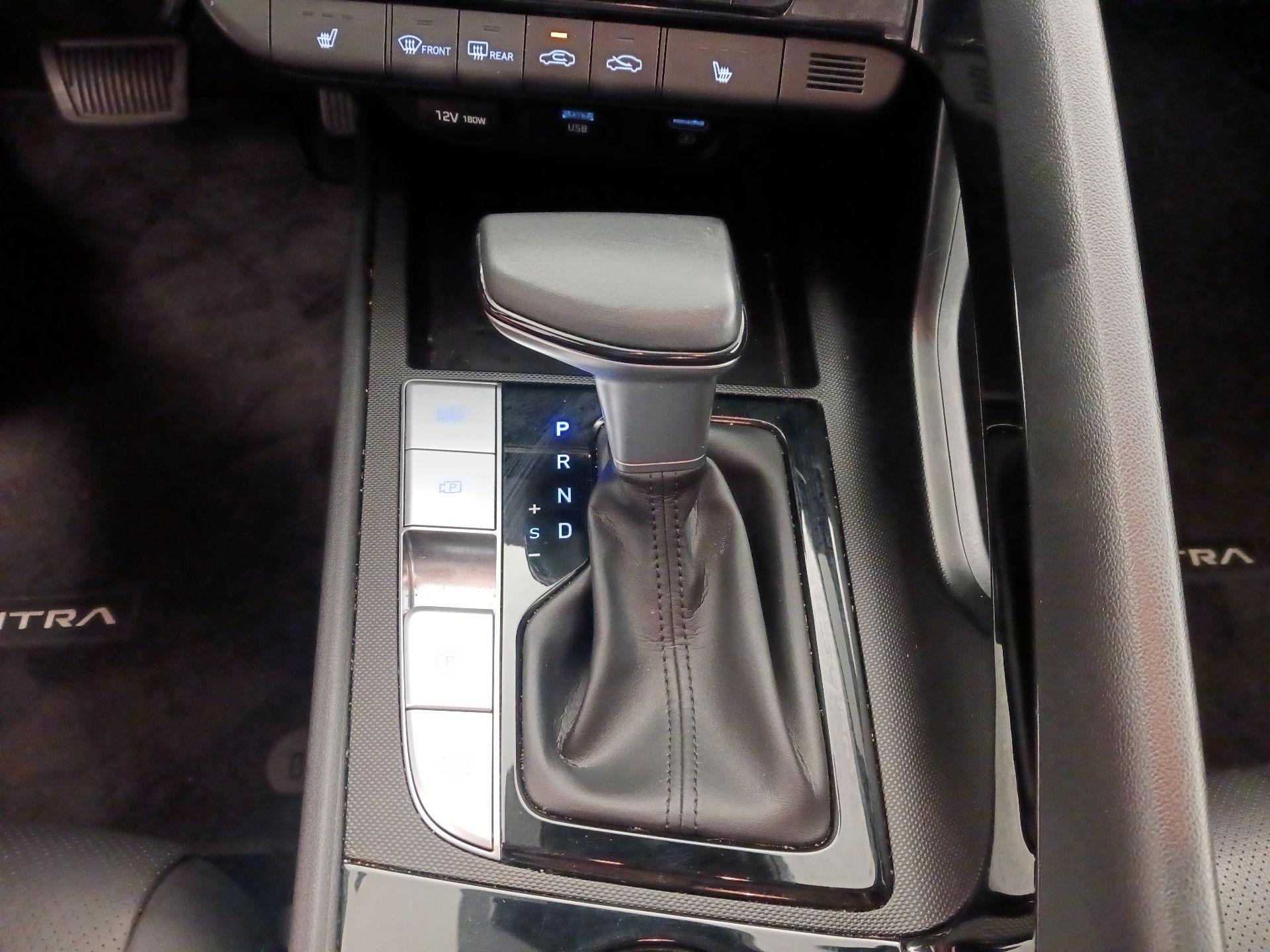 Thumbnail: 2023 Hyundai Elantra - 18