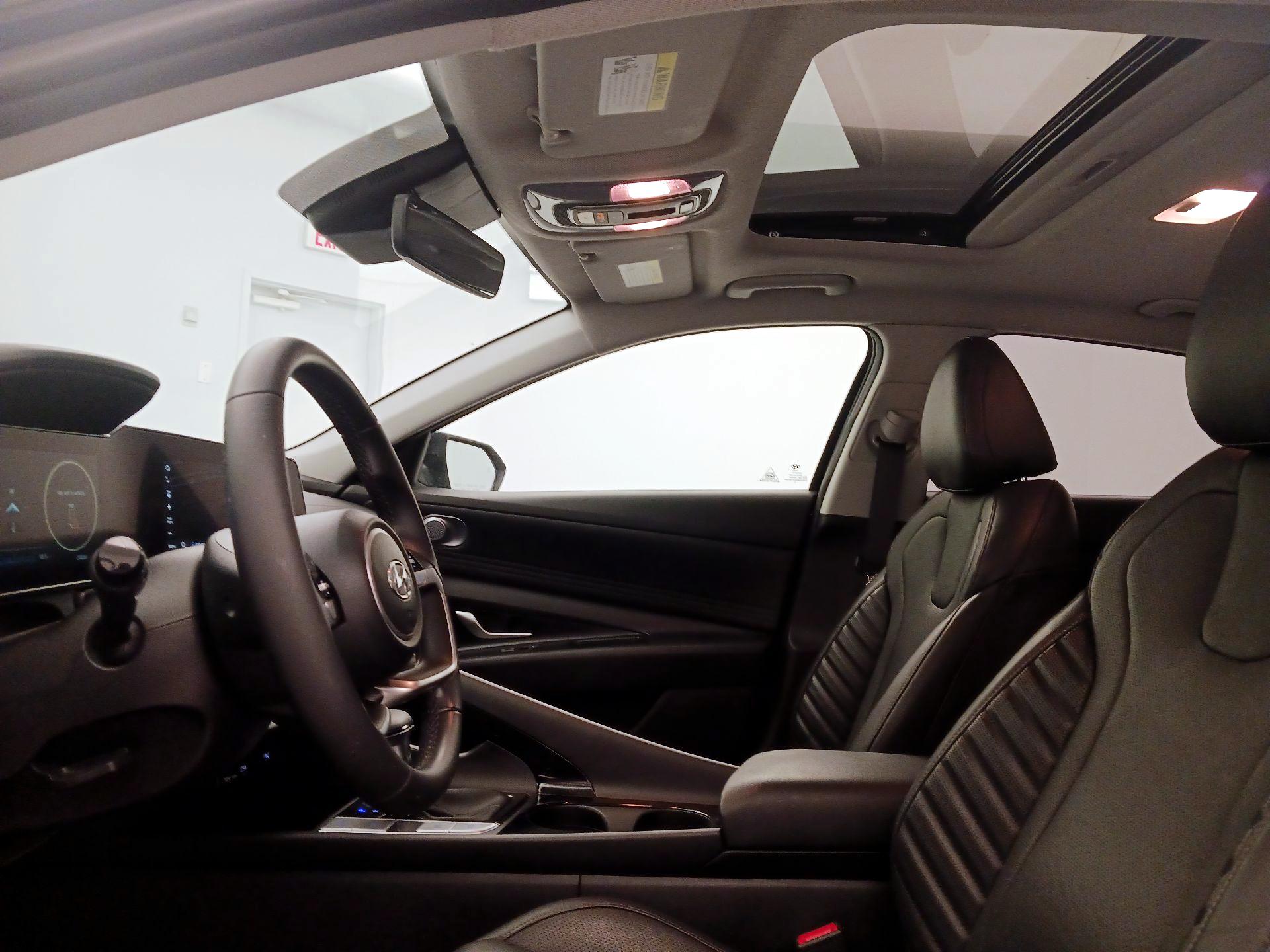 Thumbnail: 2023 Hyundai Elantra - 20