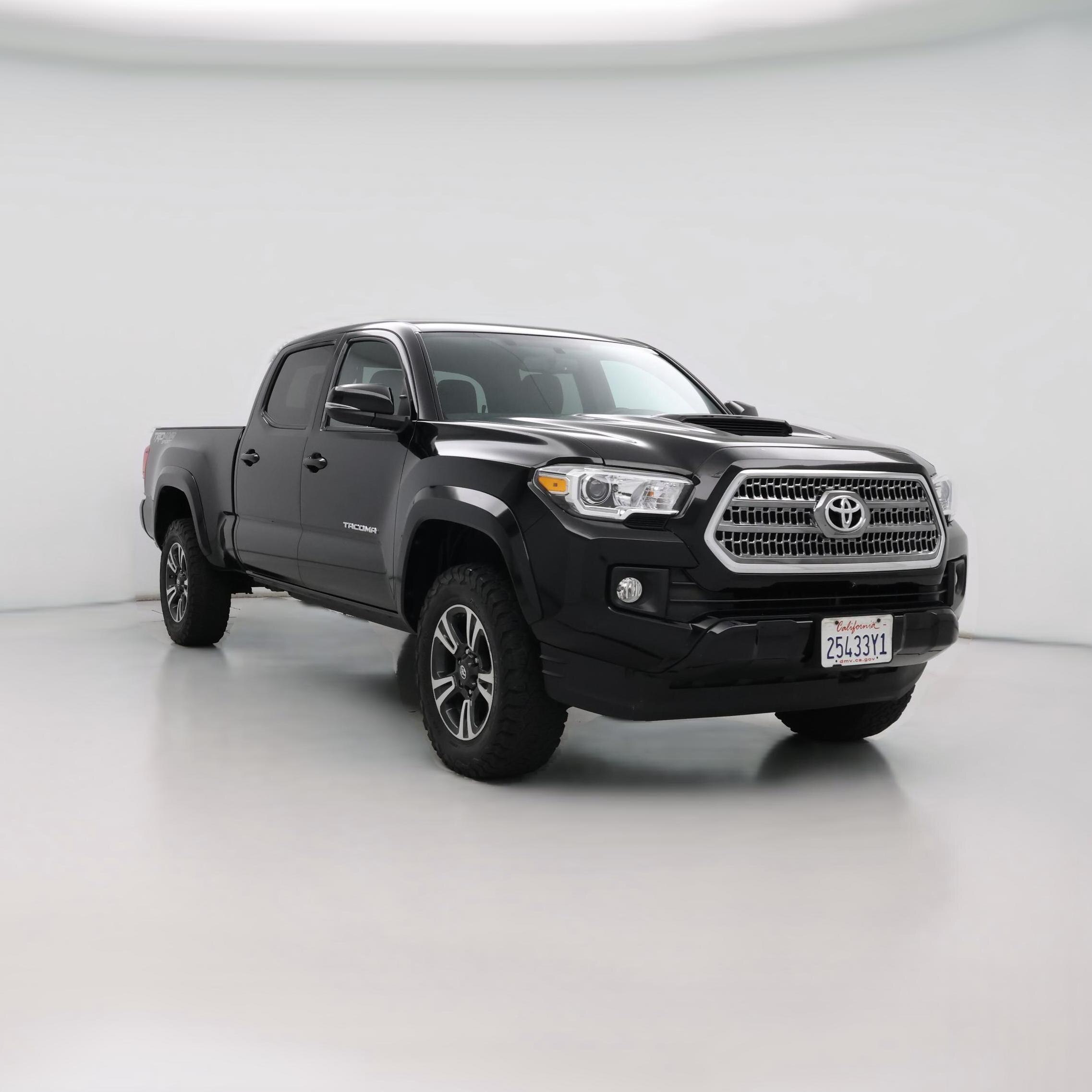 Thumbnail: 2016 Toyota Tacoma - 1