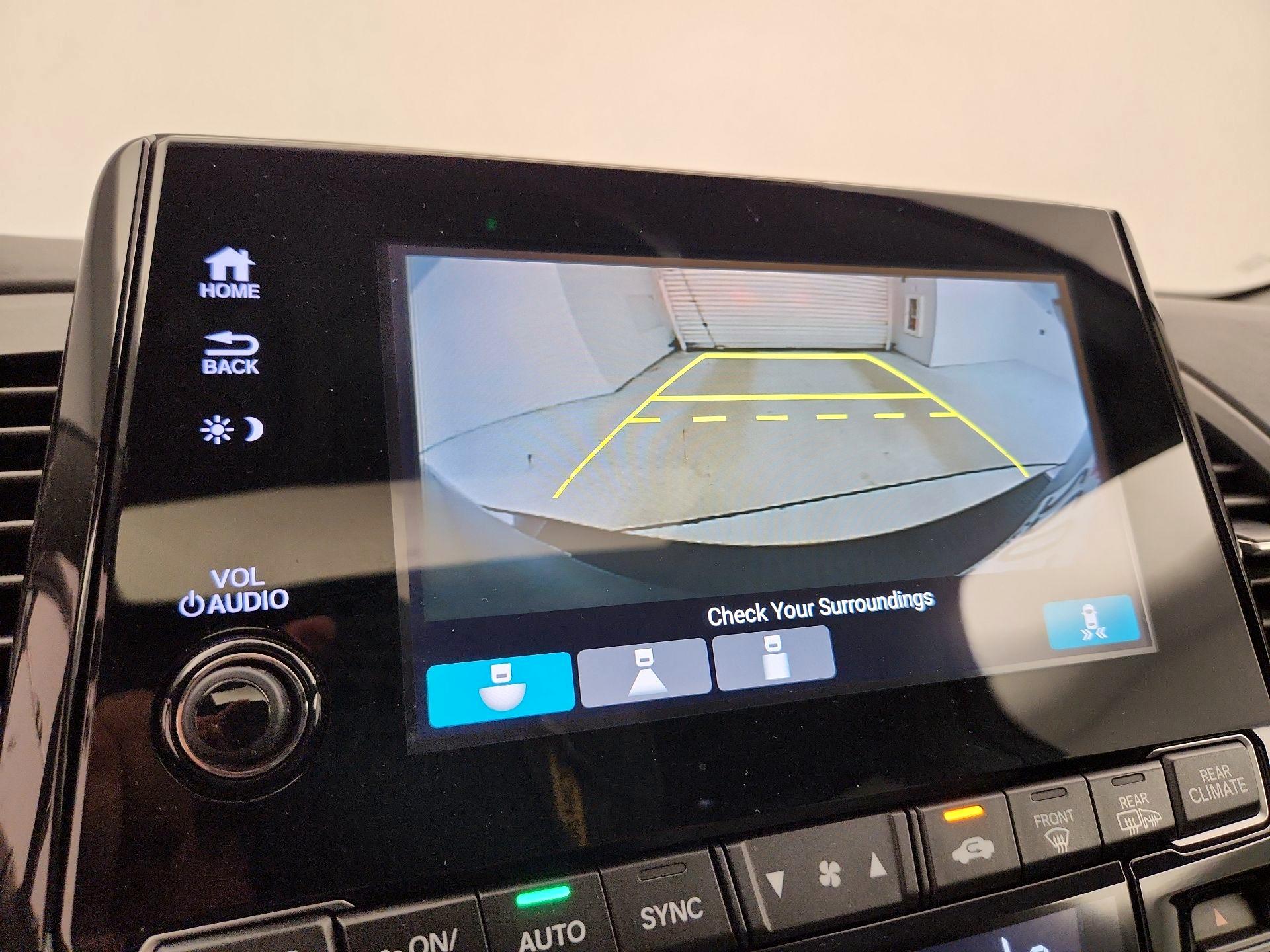 Thumbnail: 2019 Honda Odyssey - 14