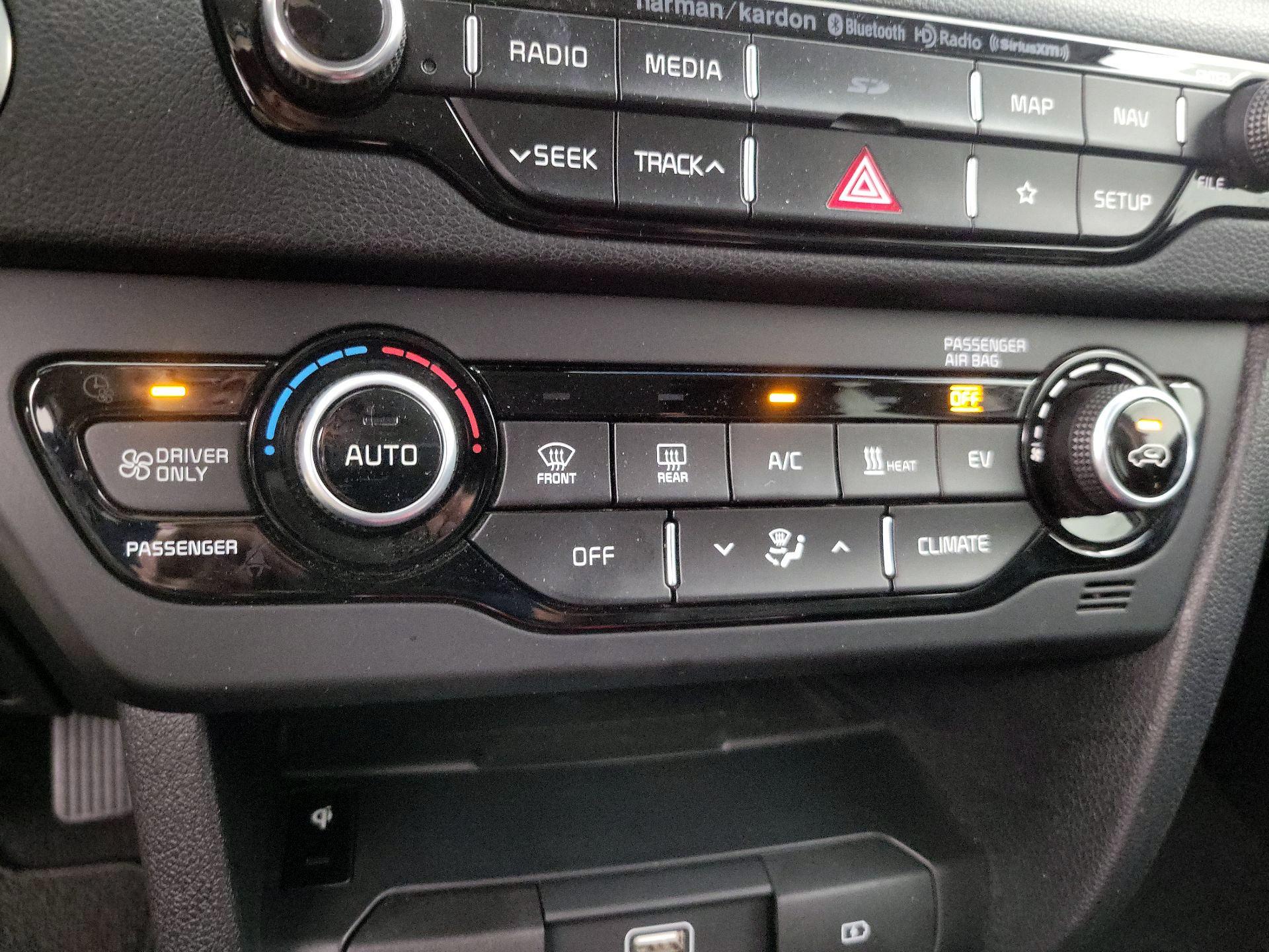 Thumbnail: 2019 Kia Niro - 17
