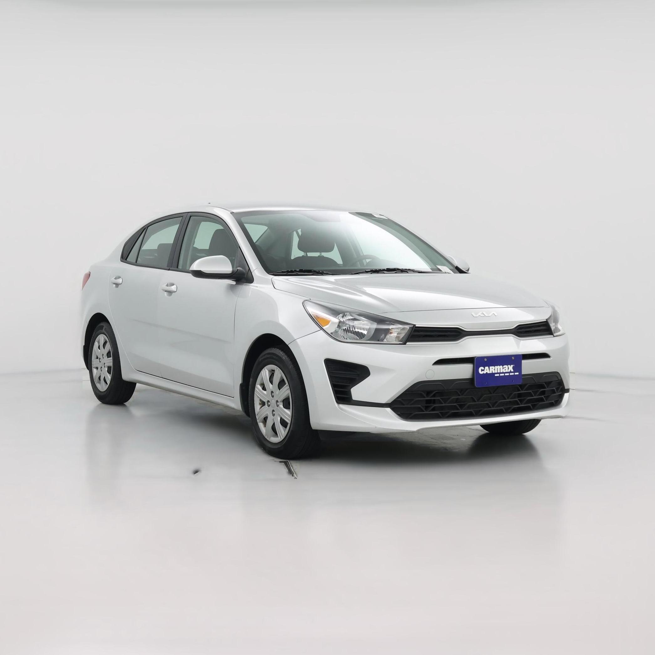 Thumbnail: 2022 Kia Rio - 1