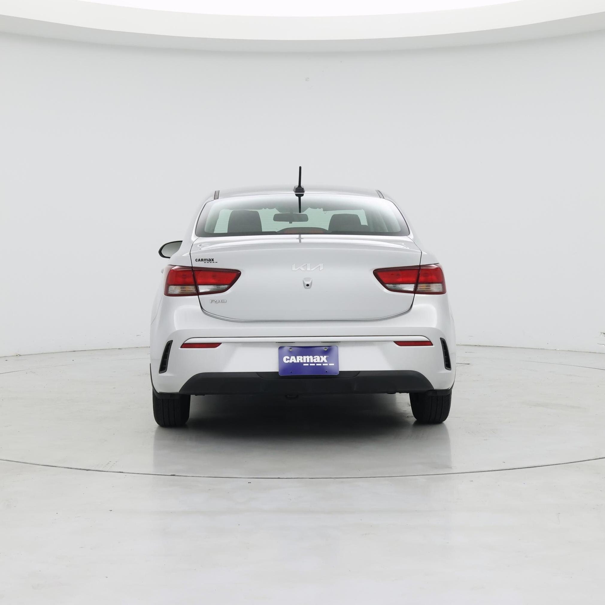 Thumbnail: 2022 Kia Rio - 6