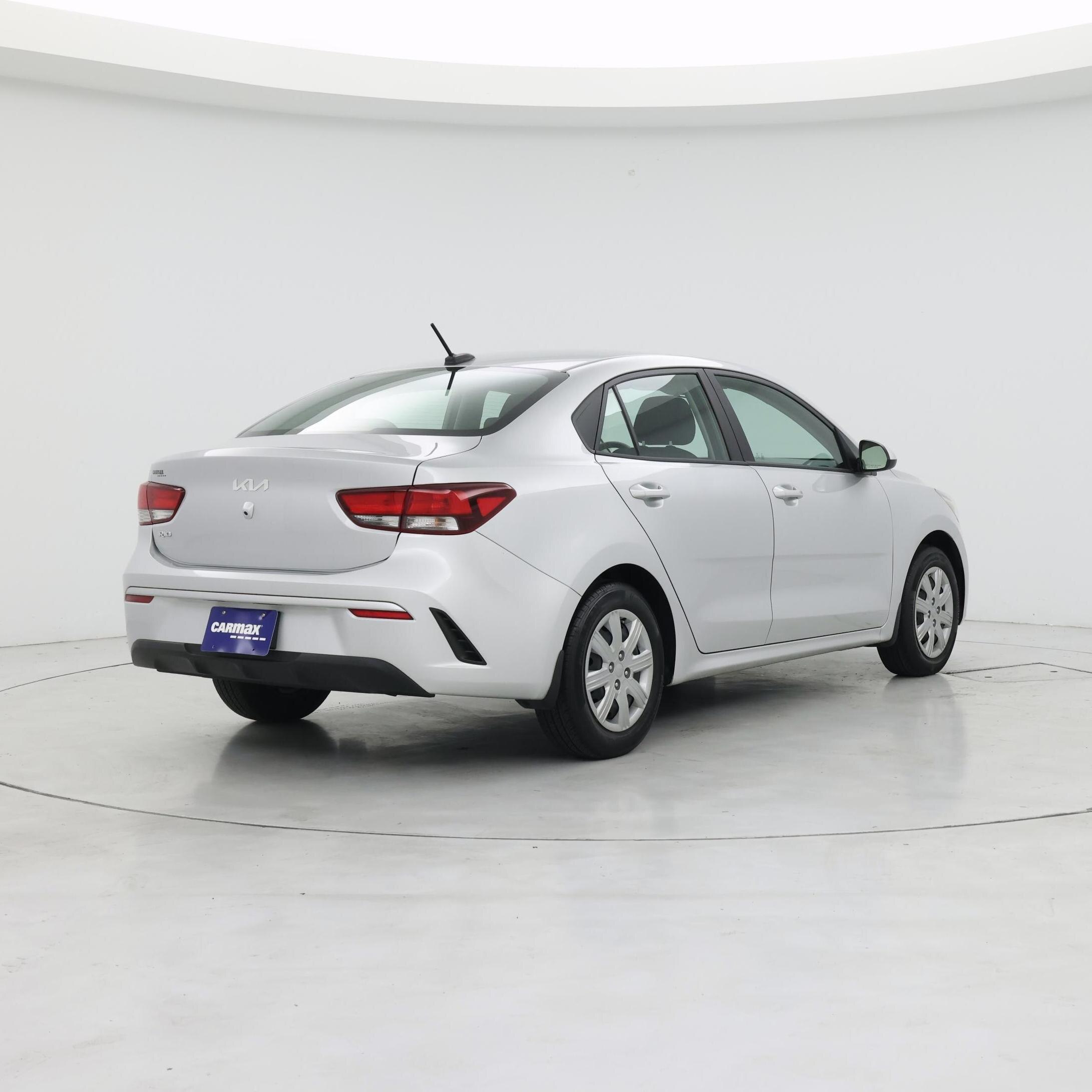 Thumbnail: 2022 Kia Rio - 8