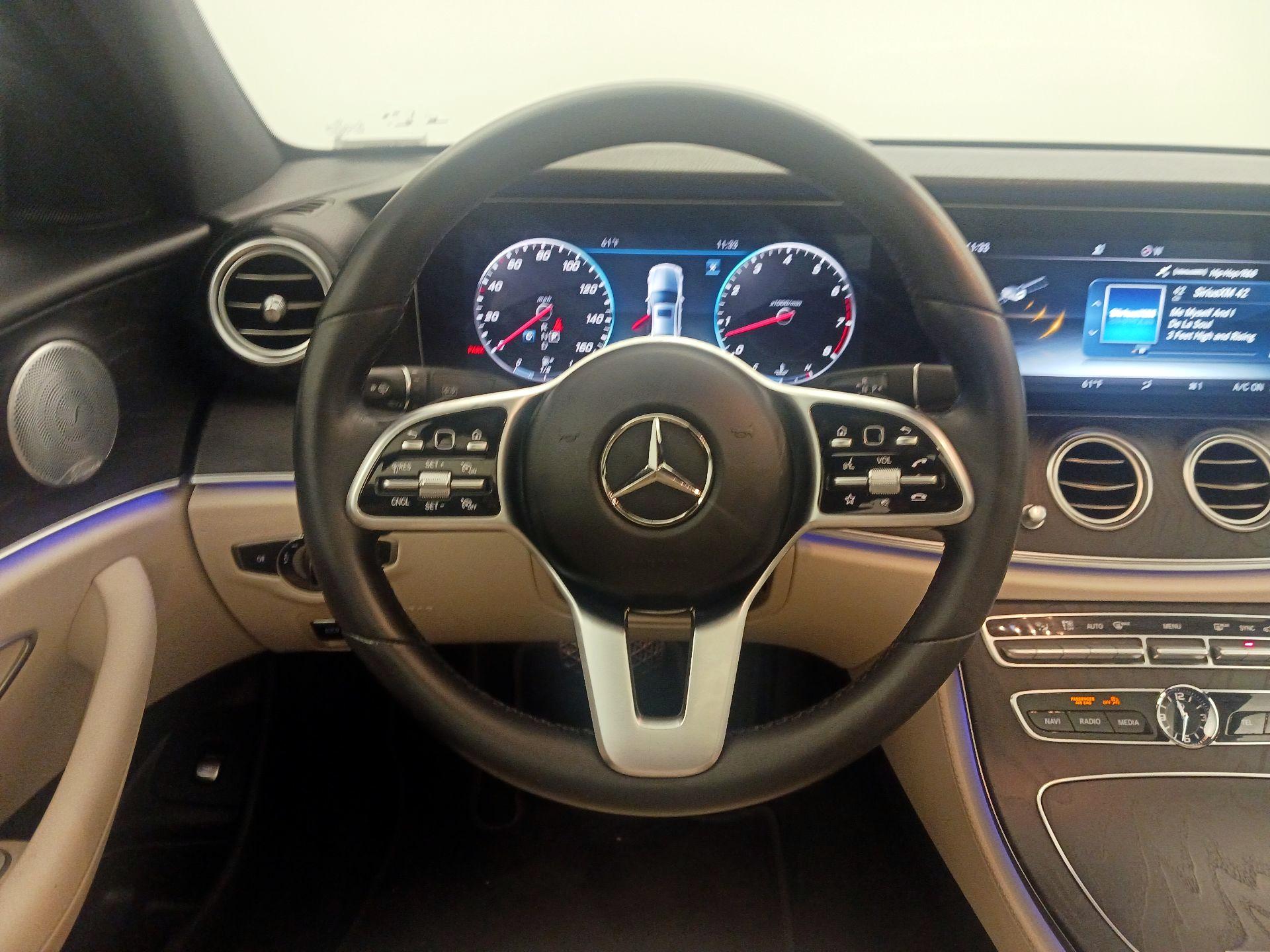Thumbnail: 2019 Mercedes-Benz E-Class - 10