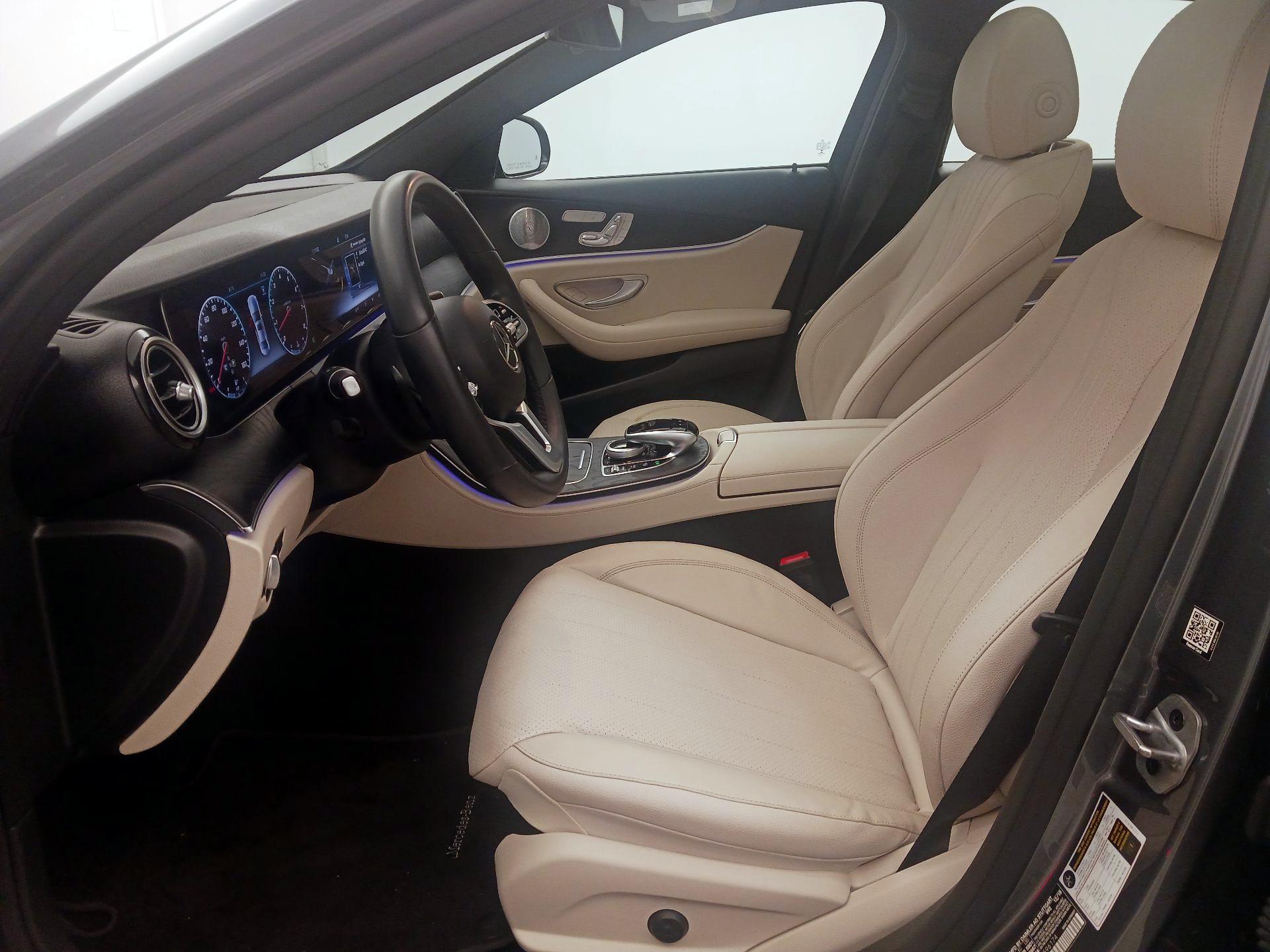 Thumbnail: 2019 Mercedes-Benz E-Class - 11