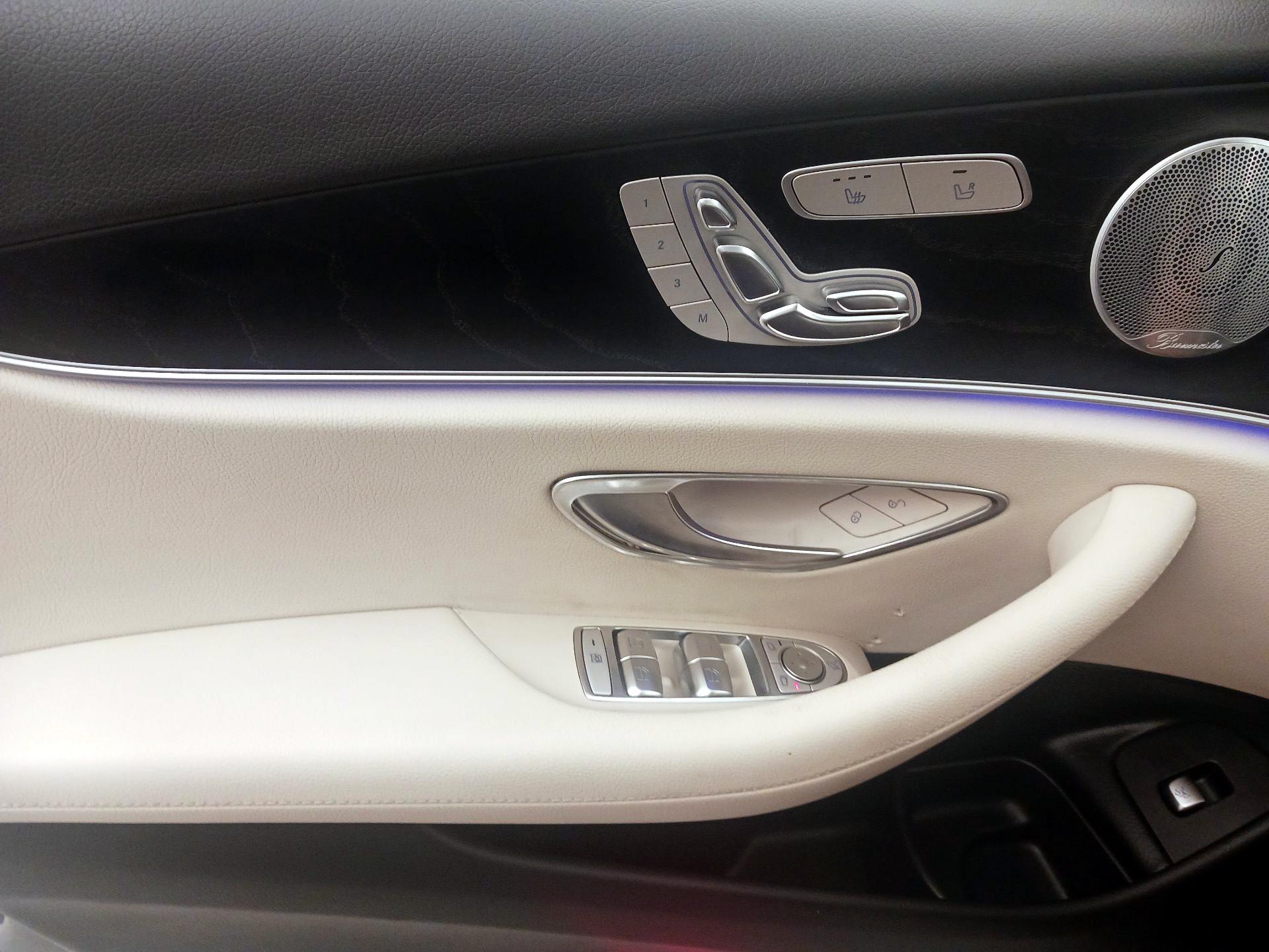 Thumbnail: 2019 Mercedes-Benz E-Class - 12