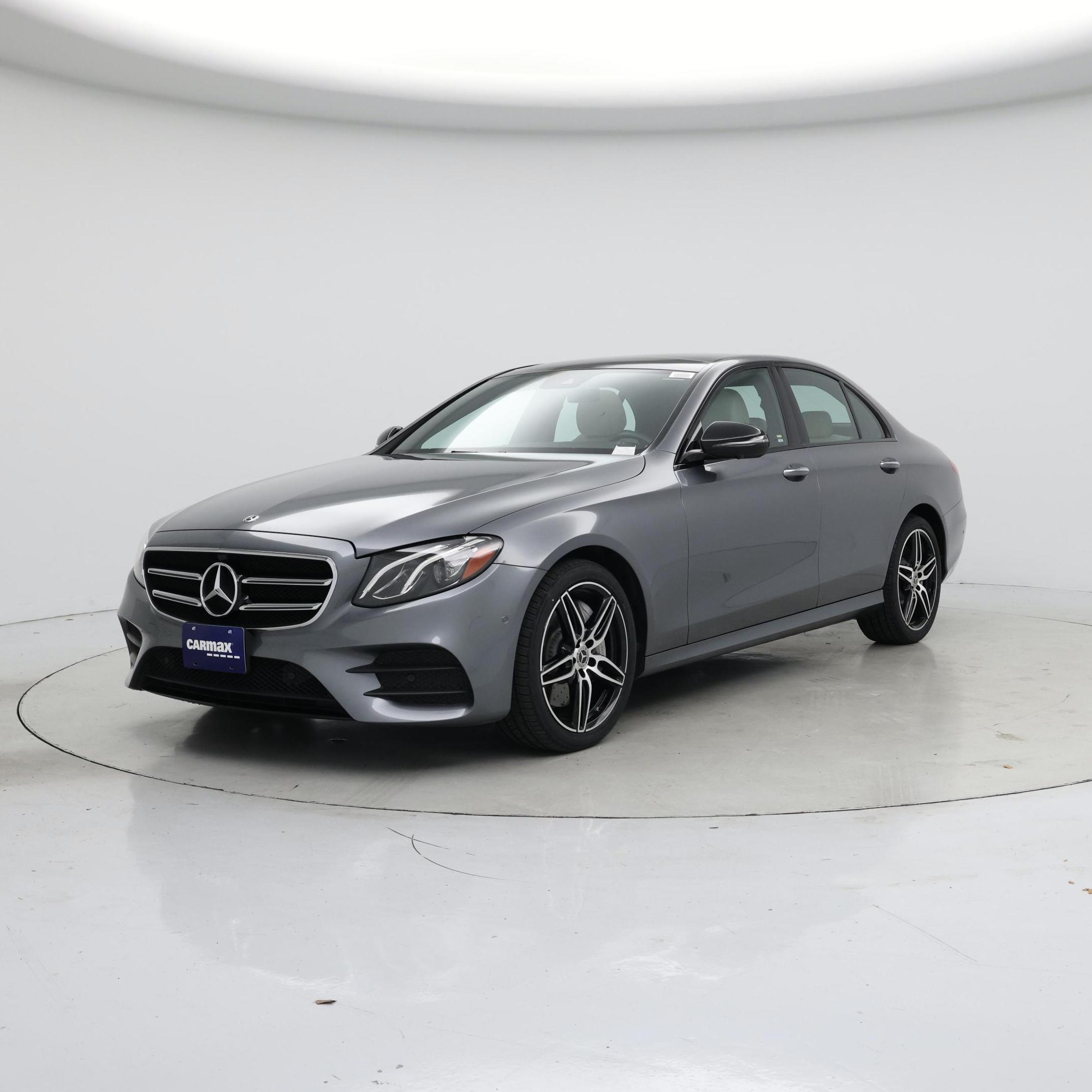 Thumbnail: 2019 Mercedes-Benz E-Class - 4