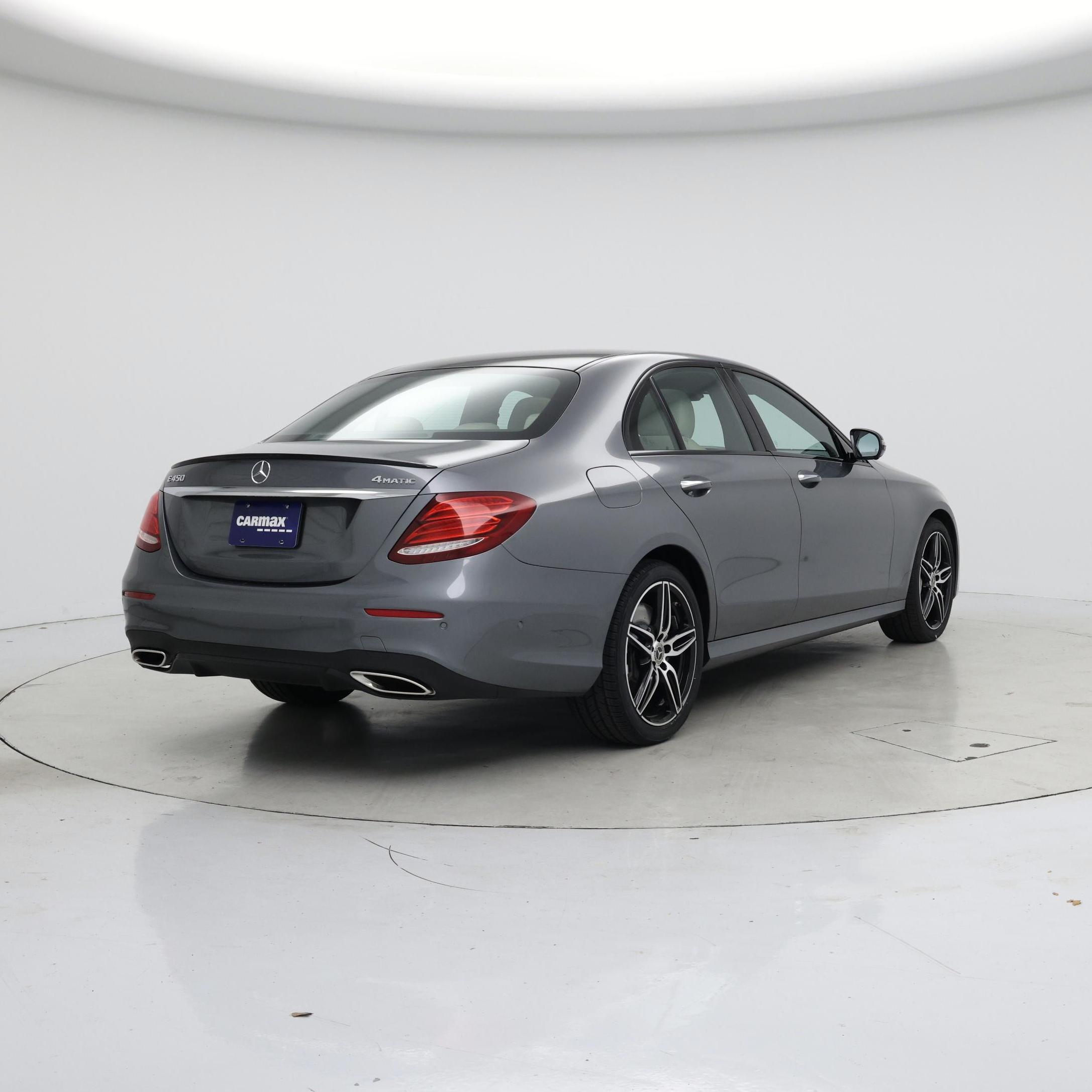 Thumbnail: 2019 Mercedes-Benz E-Class - 8