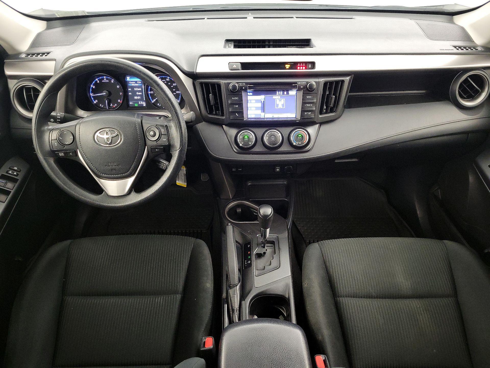Thumbnail: 2017 Toyota RAV4 - 9