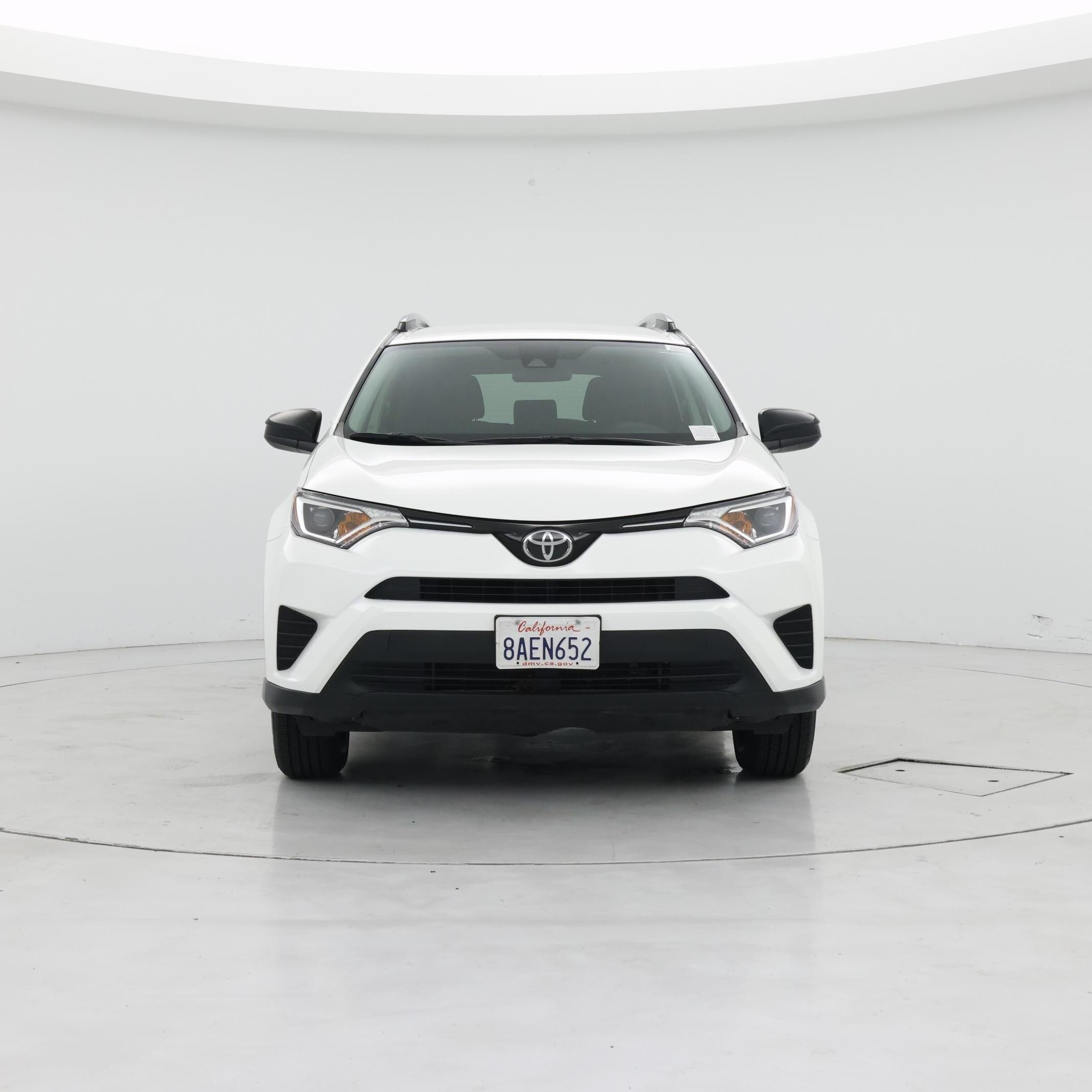 Thumbnail: 2017 Toyota RAV4 - 5