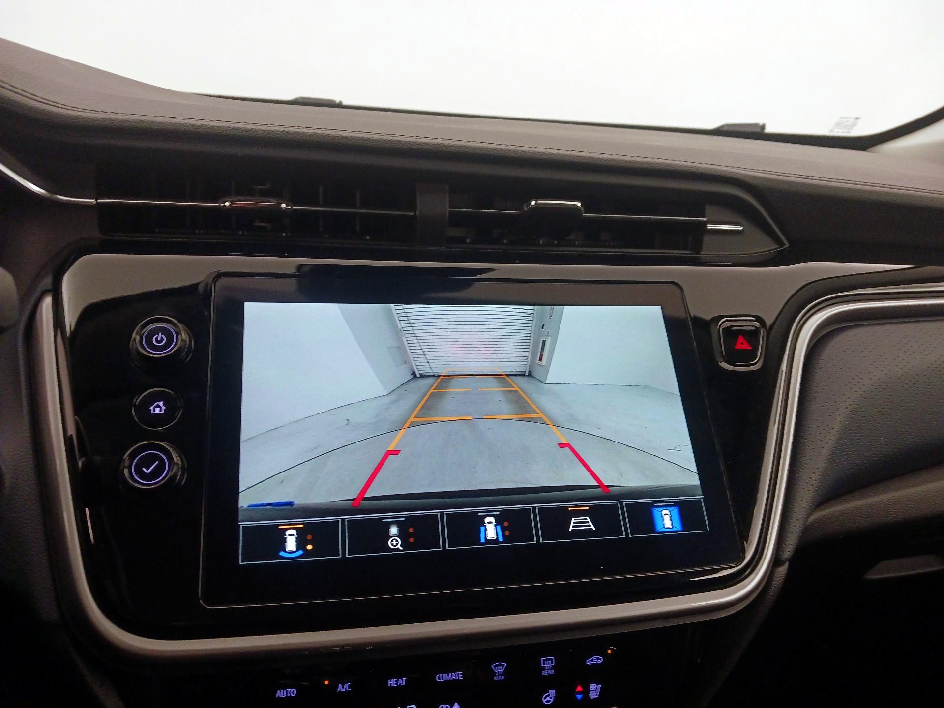 Thumbnail: 2023 Chevrolet Bolt EUV - 14