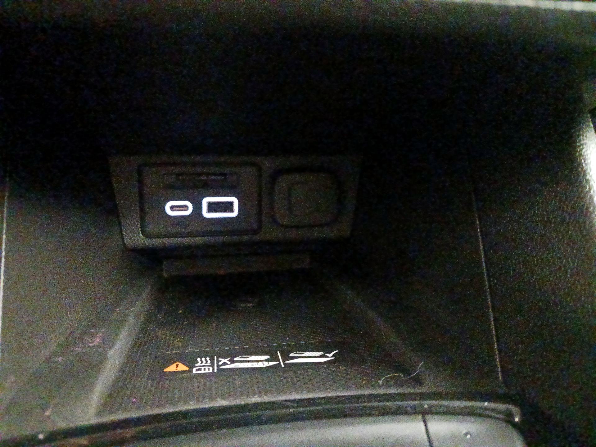 Thumbnail: 2023 Chevrolet Bolt EUV - 18