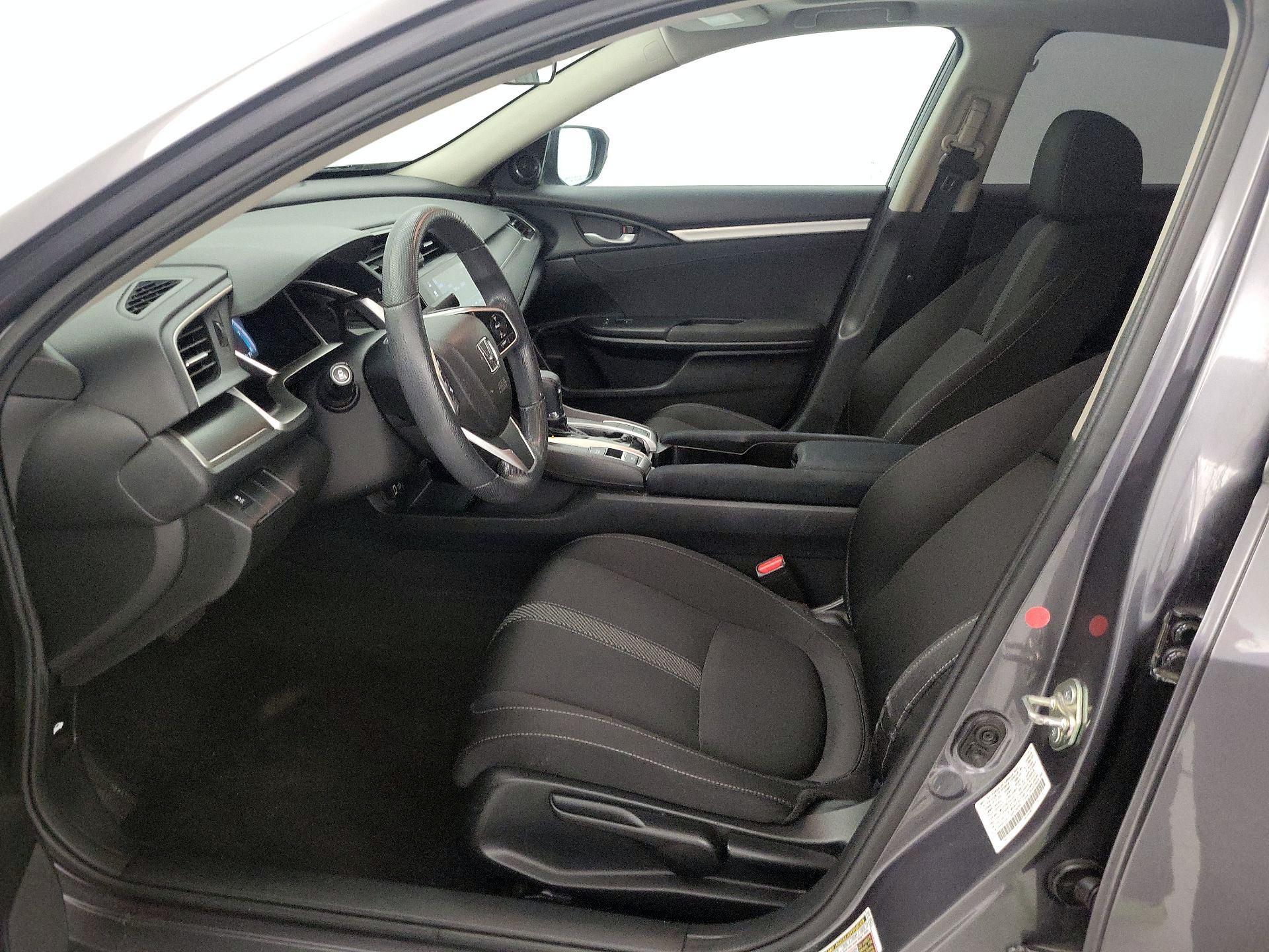 Thumbnail: 2016 Honda Civic - 11
