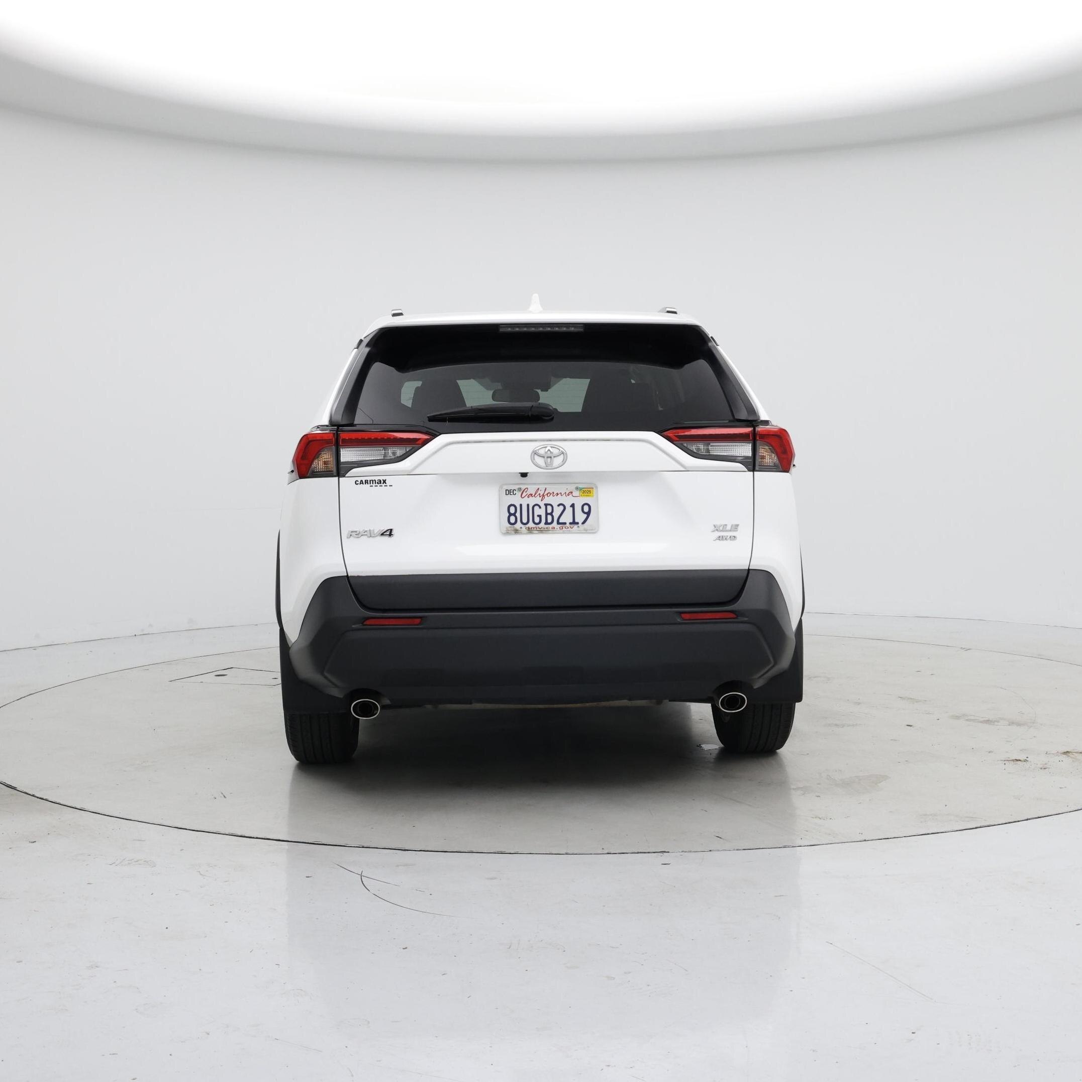 Thumbnail: 2021 Toyota RAV4 - 6