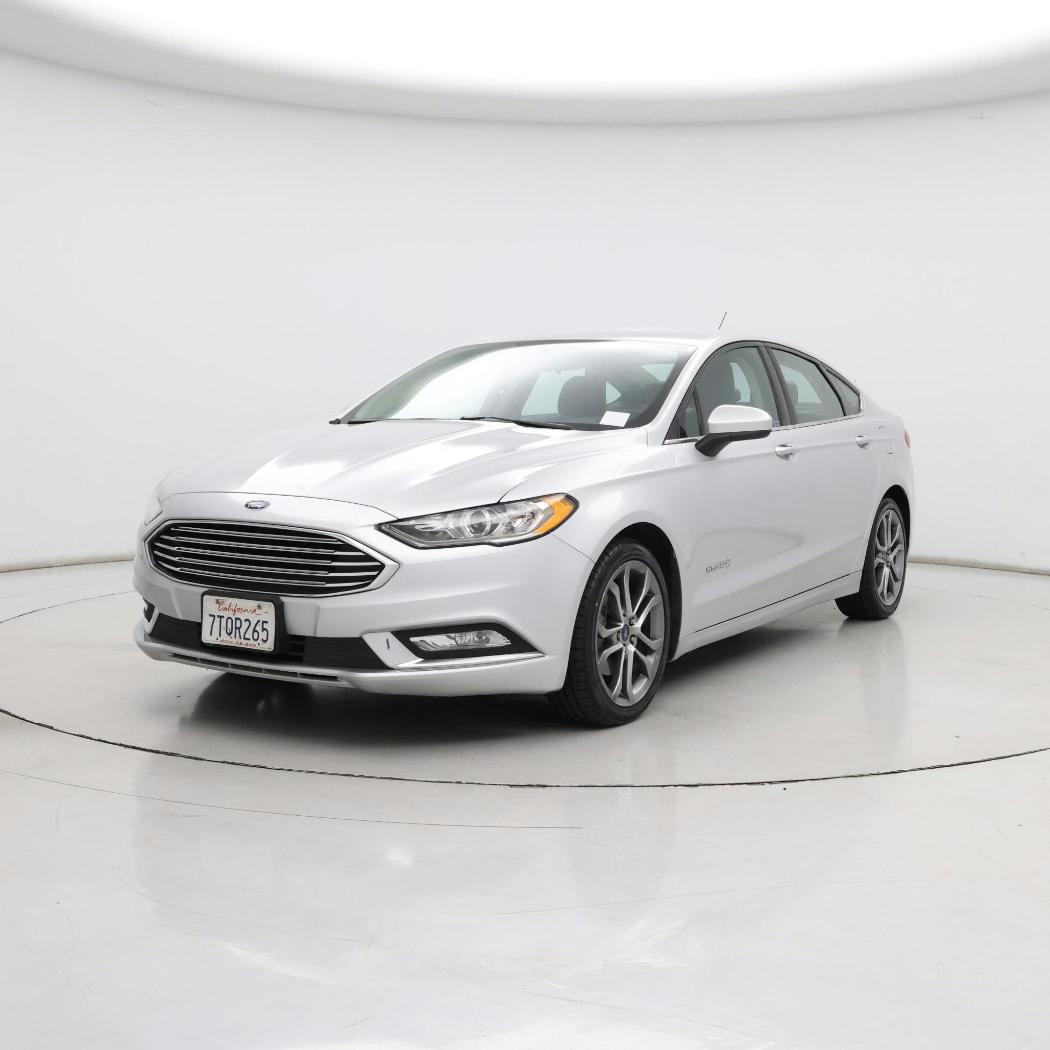 Thumbnail: 2017 Ford Fusion - 4