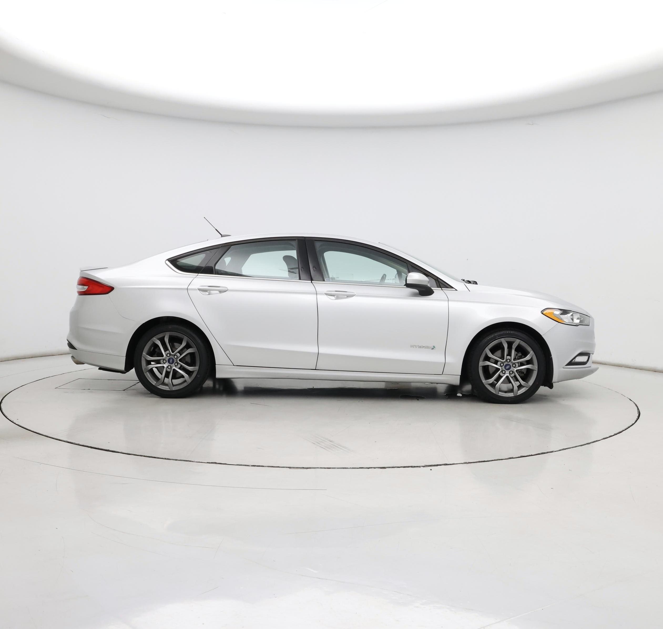 Thumbnail: 2017 Ford Fusion - 7