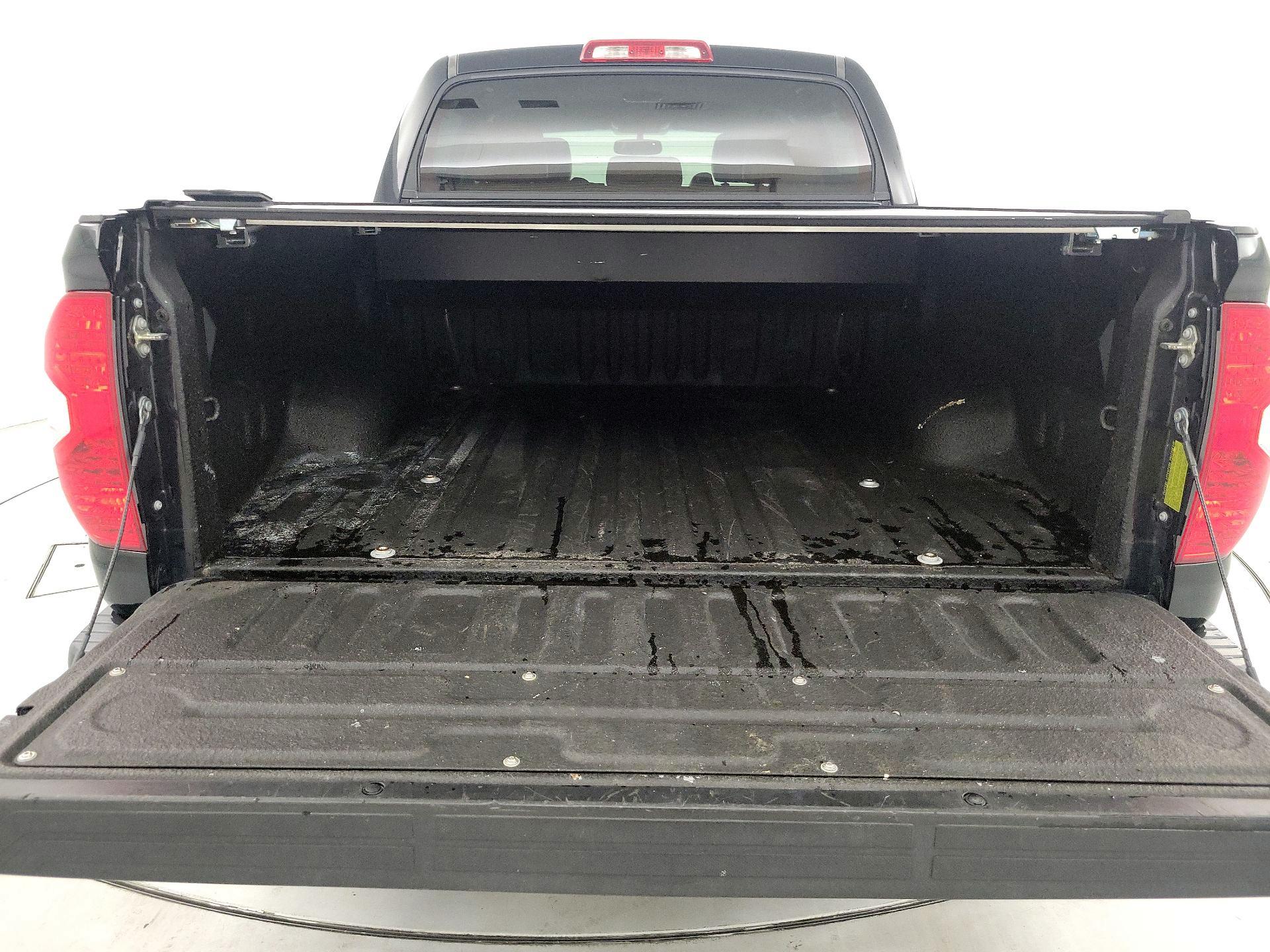 Thumbnail: 2017 Toyota Tundra - 20