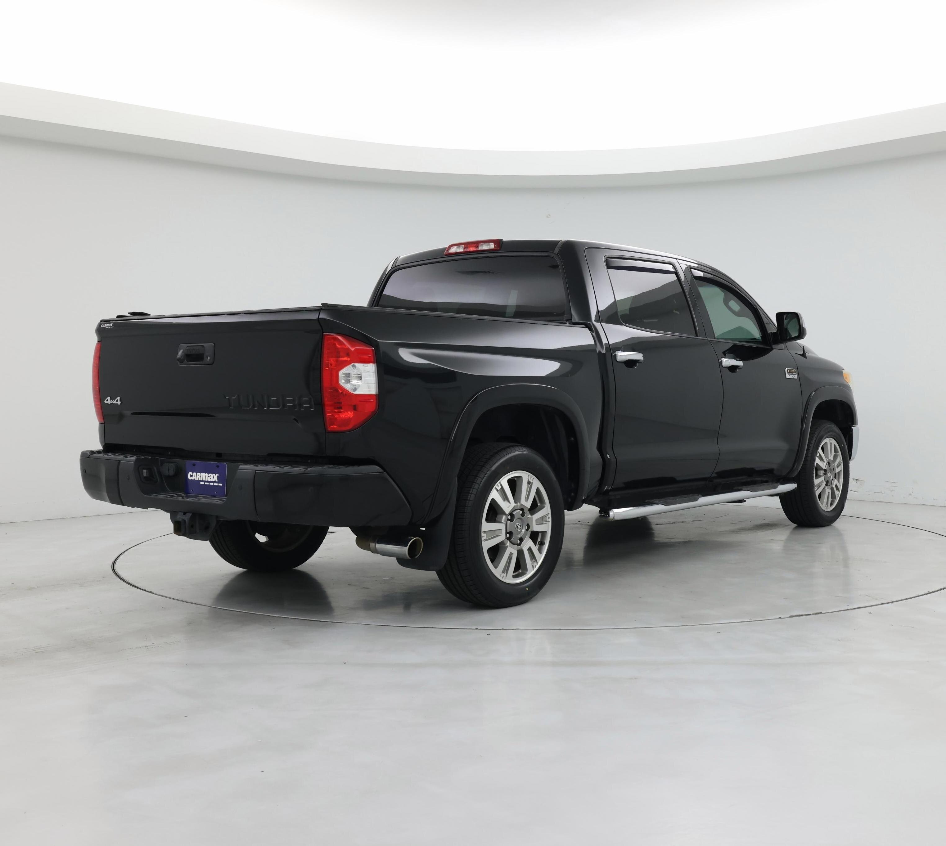 Thumbnail: 2017 Toyota Tundra - 8