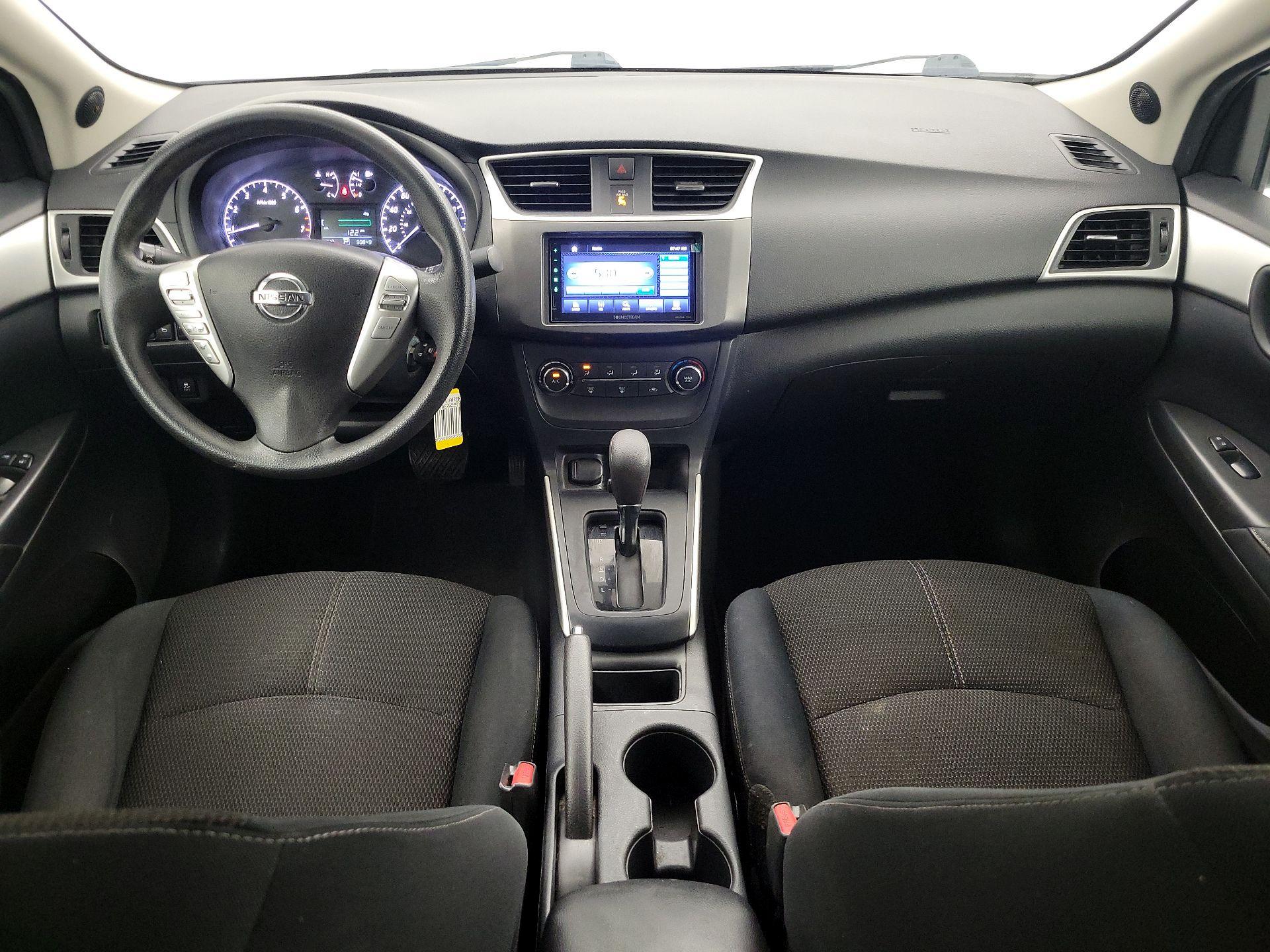 Thumbnail: 2017 Nissan Sentra - 9